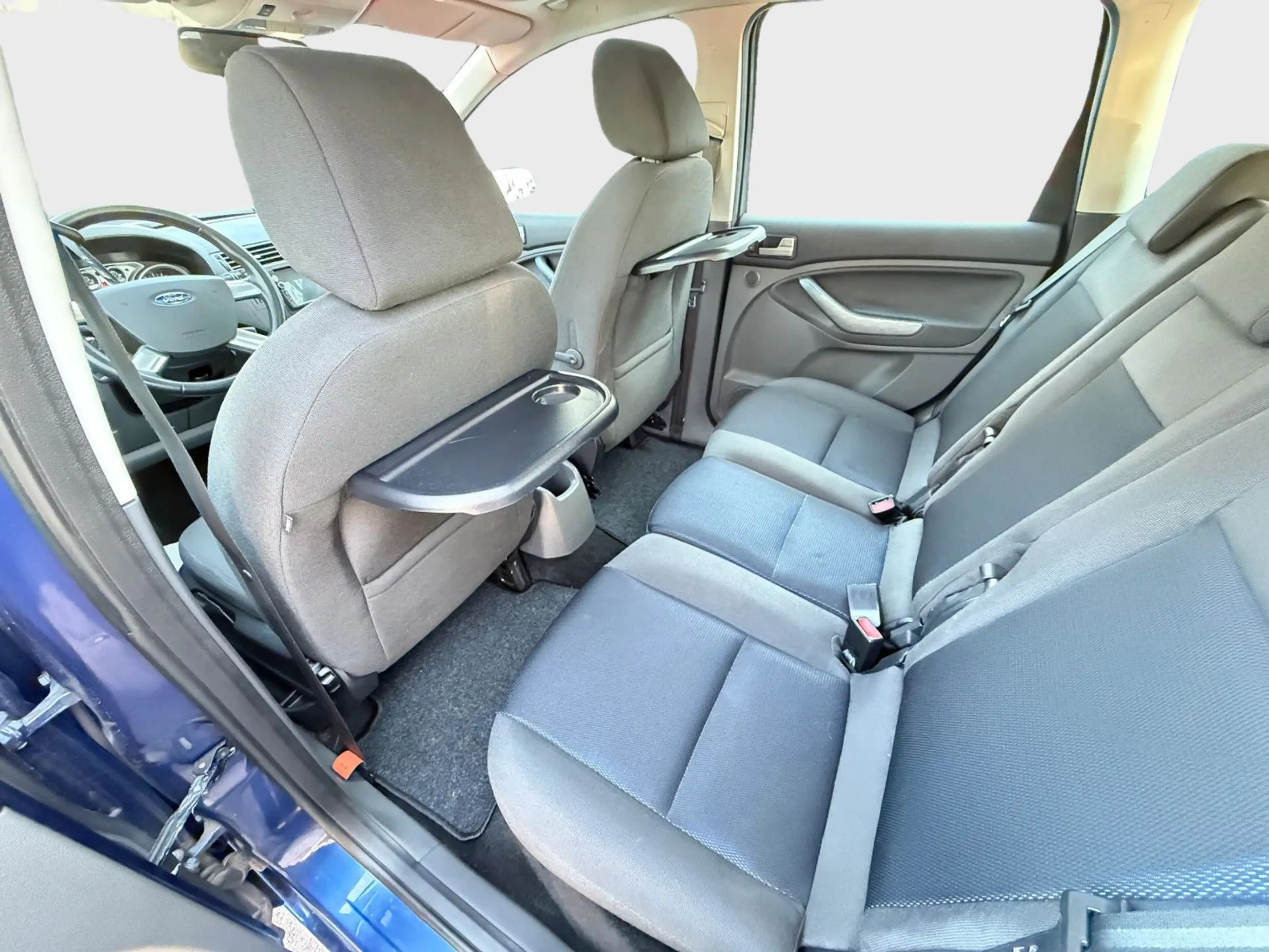 Ford C-Max C-MAX — photo 14