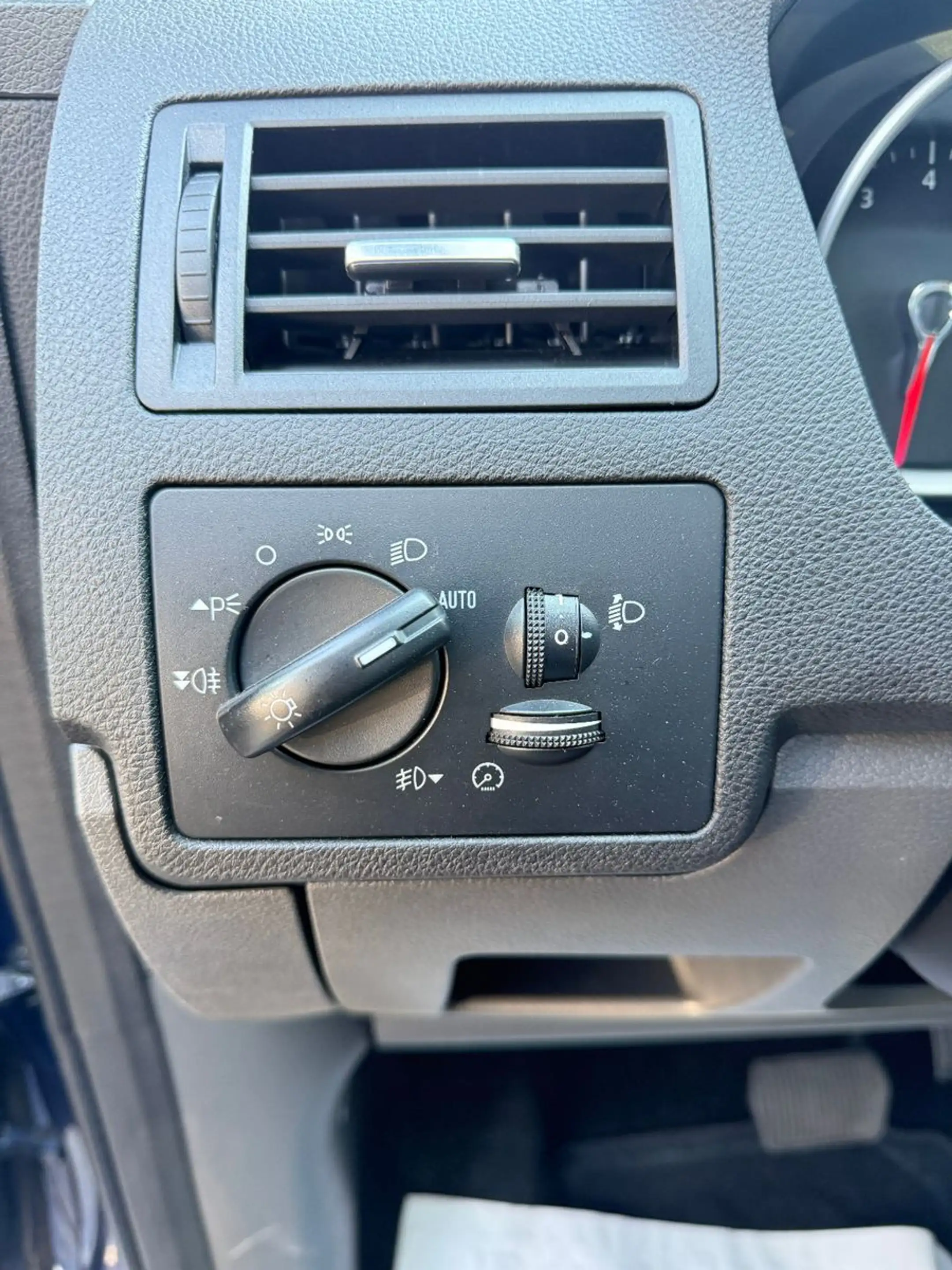 Ford C-Max C-MAX — photo 10