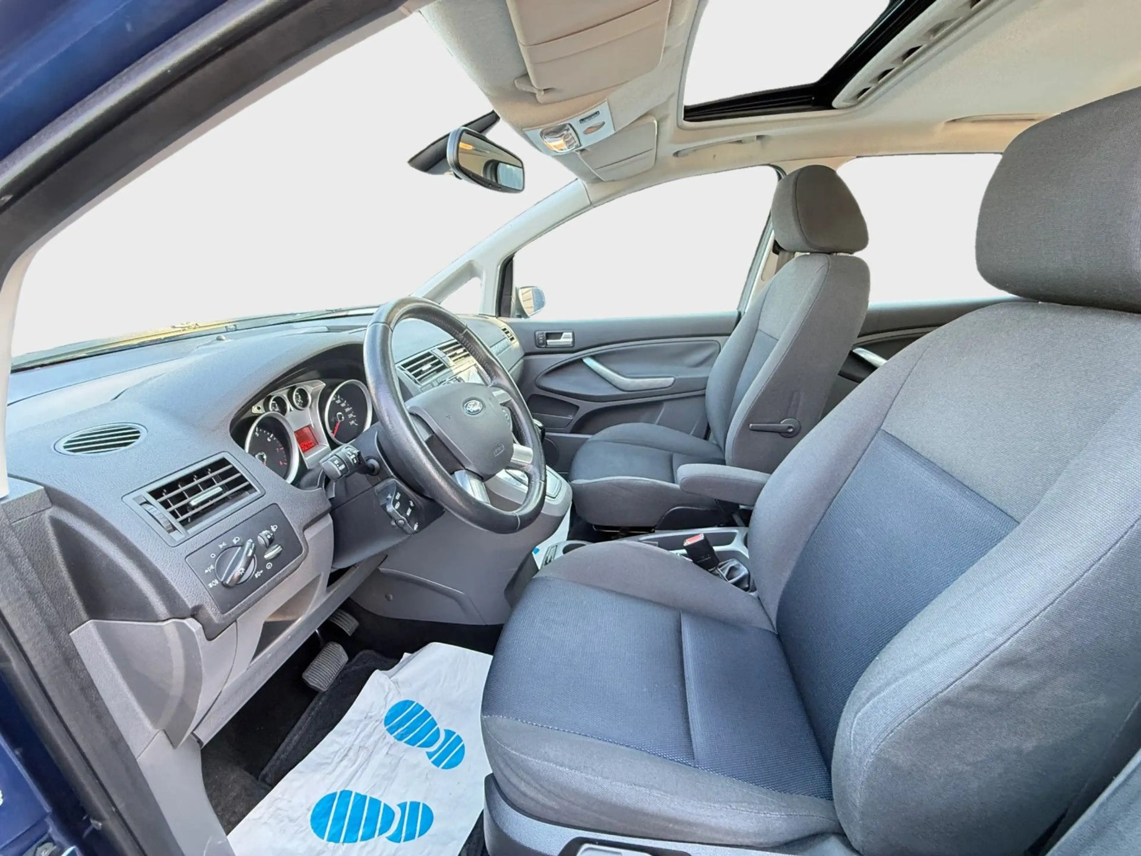 Ford C-Max C-MAX — photo 12