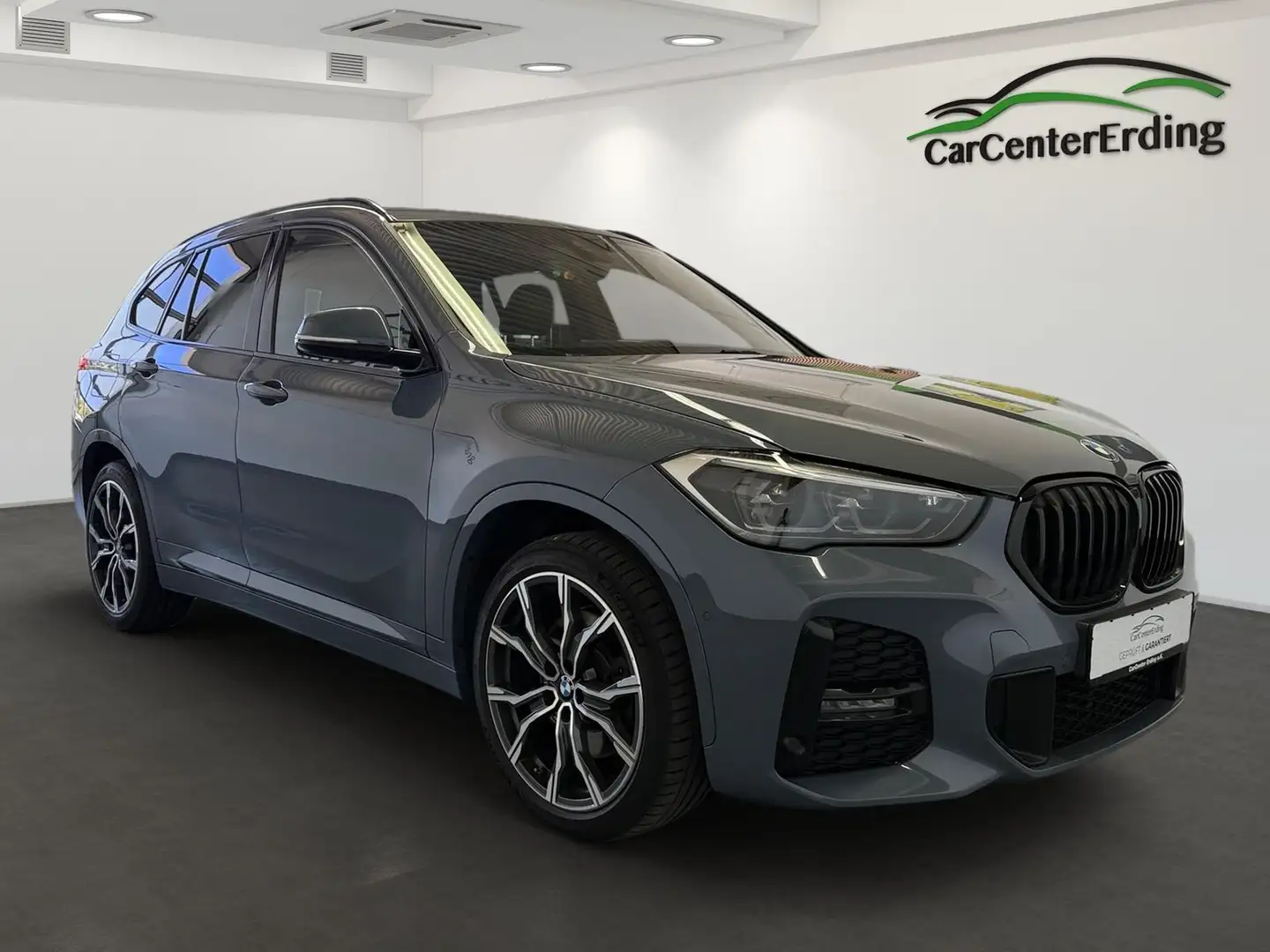 BMW X1 xDrive25d*M Sport*A.LED*NaviPlus*Kamera*HUD* Grau - 2