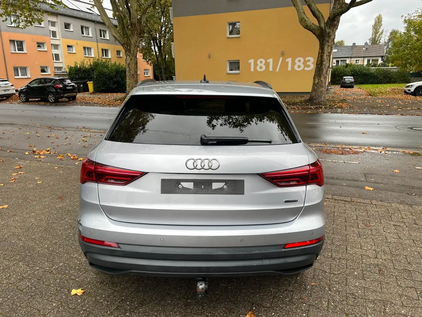 Audi Q3 35 TDI quattro *MATRIX LED*NAVI*SHZ*DSG*PDC* Grau - 2