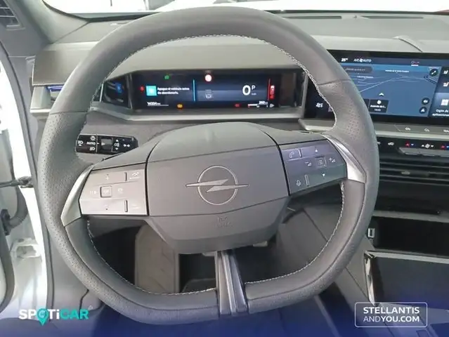 Opel Grandland view 15