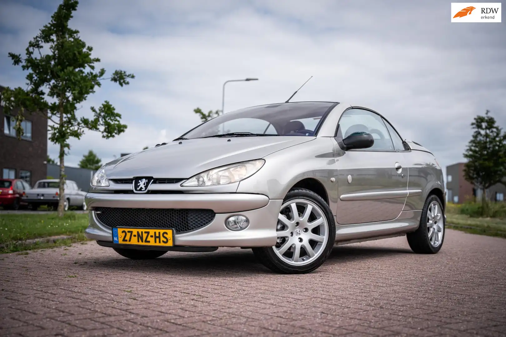 Peugeot 206 CC 1.6-16V Roland Garros Gris - 1