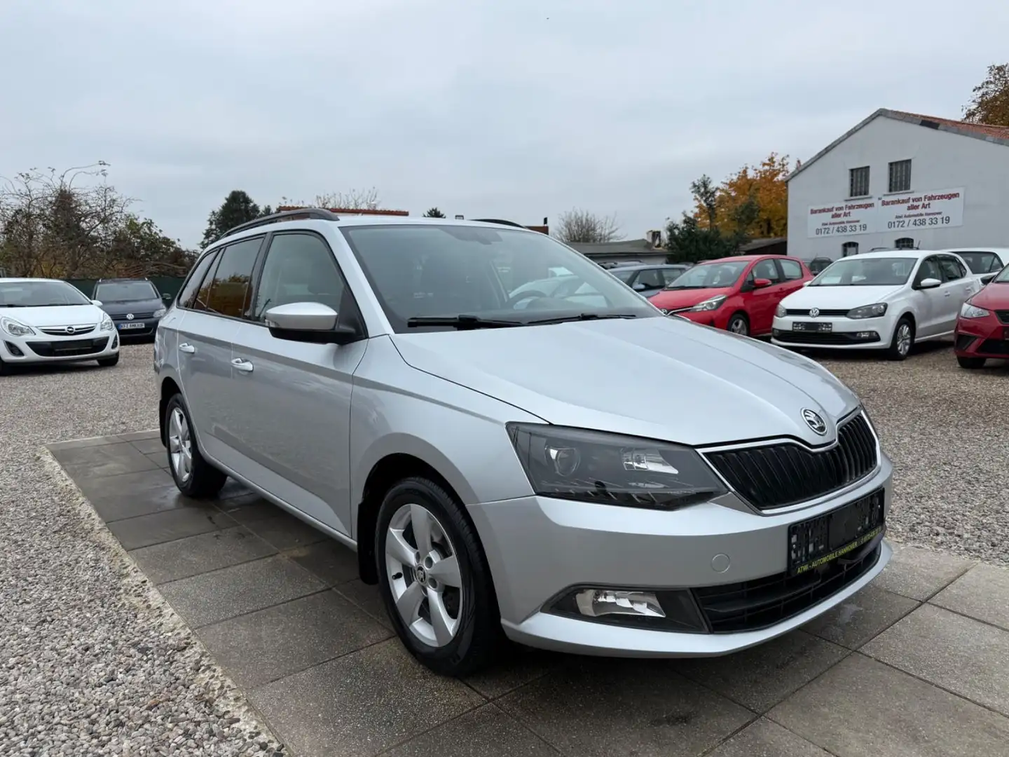 Skoda Fabia Active Sportsitze Sport Lenkrad Silber - 1