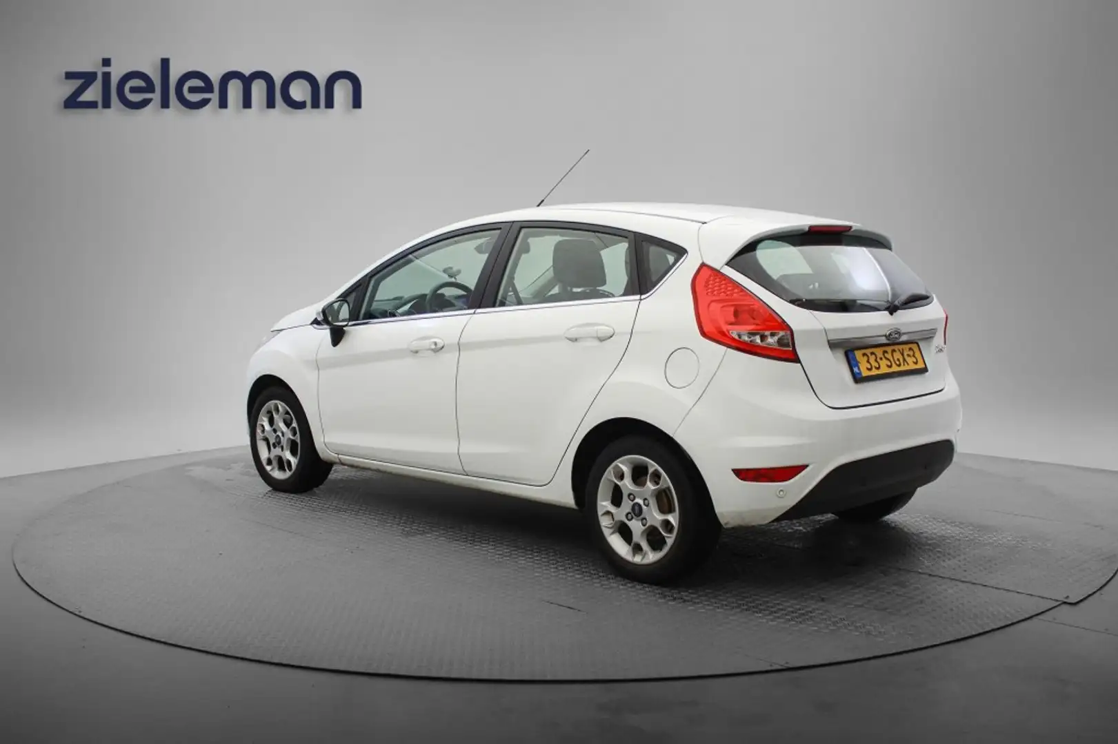 Ford Fiesta 1.25 Titanium 5 deurs - Cruise, LM velgen White - 2