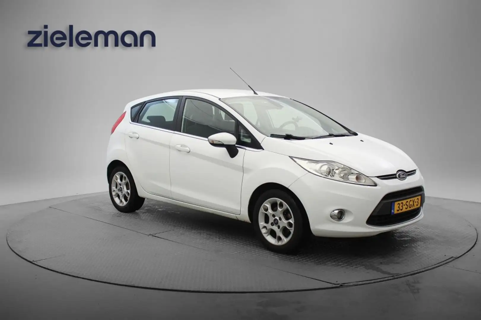 Ford Fiesta 1.25 Titanium 5 deurs - Cruise, LM velgen White - 1