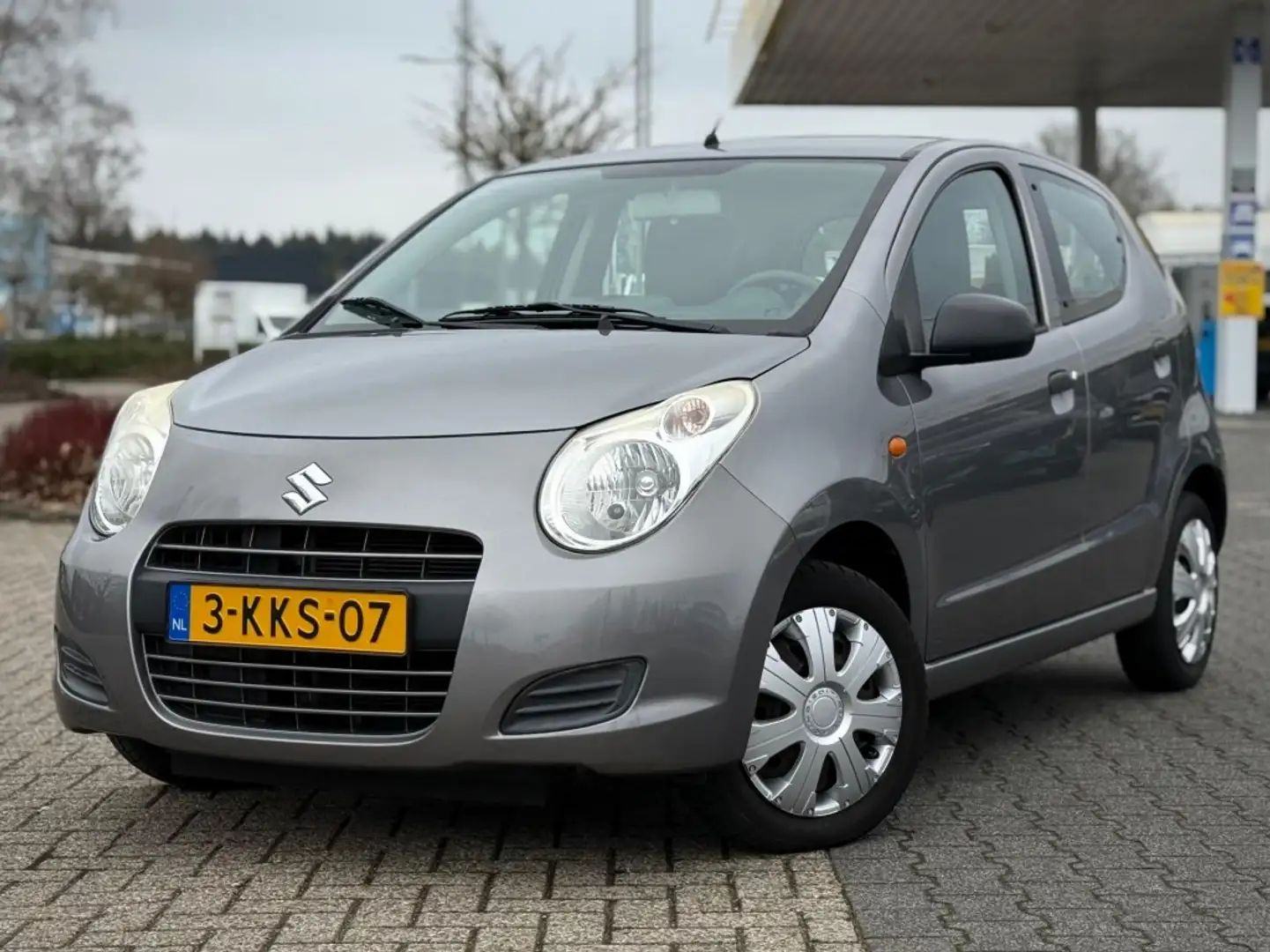 Suzuki Alto 1.0 COMFORT AIRCO 55.600KM!! NAP NL-AUTO Grau - 1