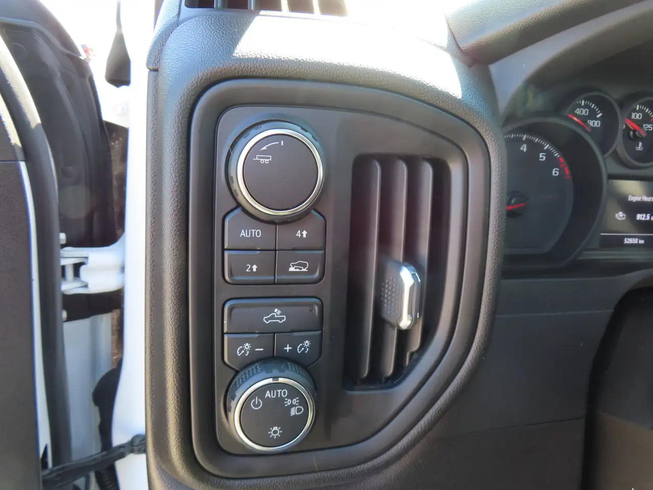 Chevrolet Silverado 1500 снимка Chevrolet Silverado 1500