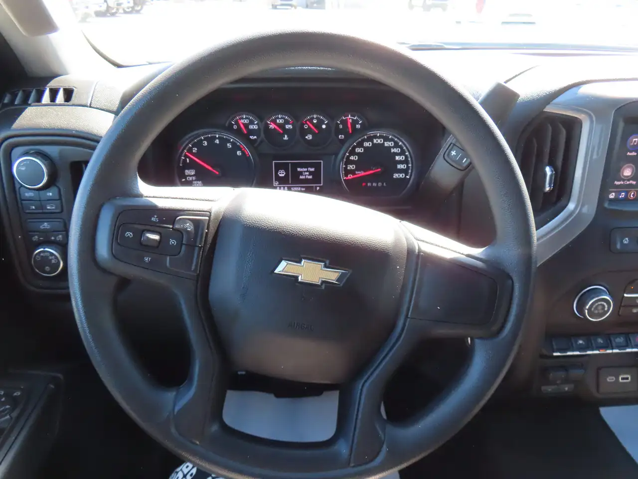 Chevrolet Silverado 1500 снимка Chevrolet Silverado 1500