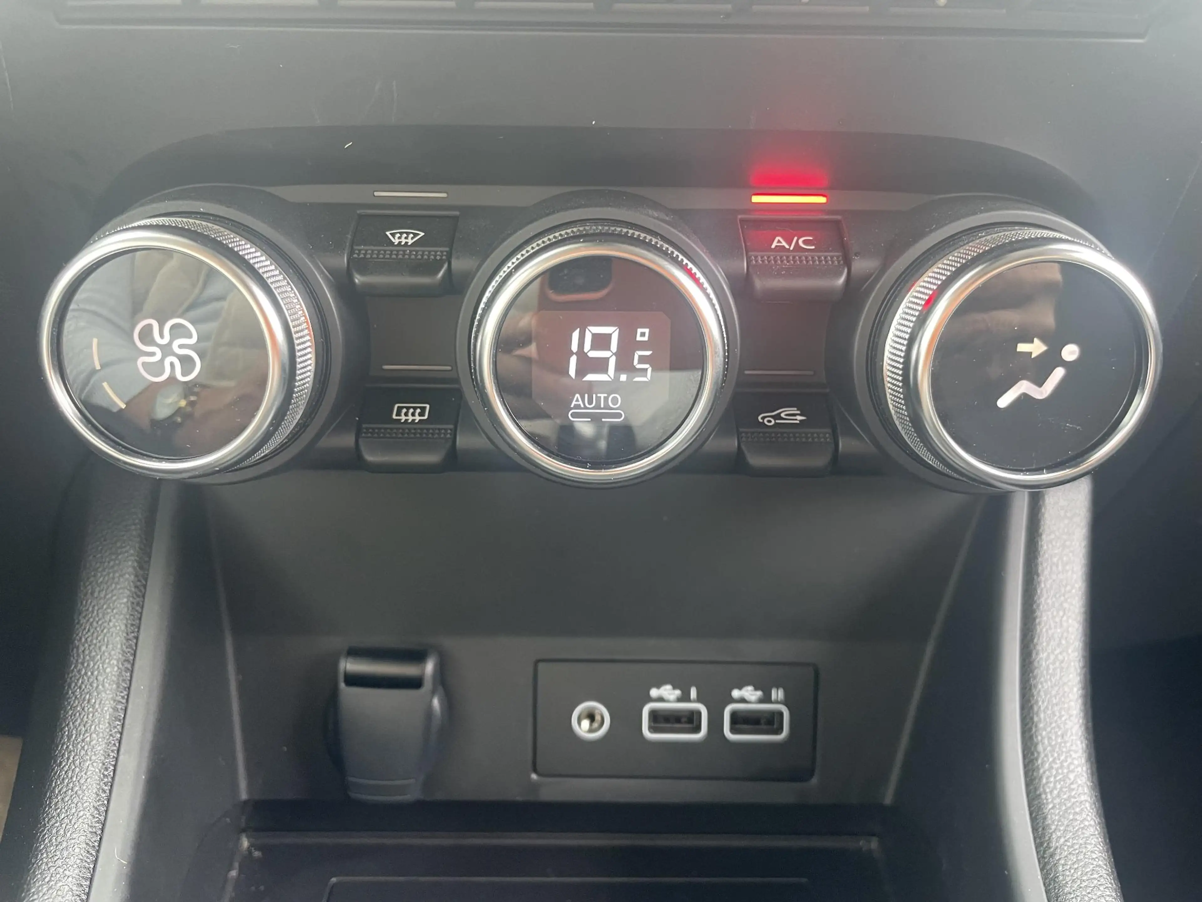 Mitsubishi ASX 1.6 HEV AT Intense — photo 13