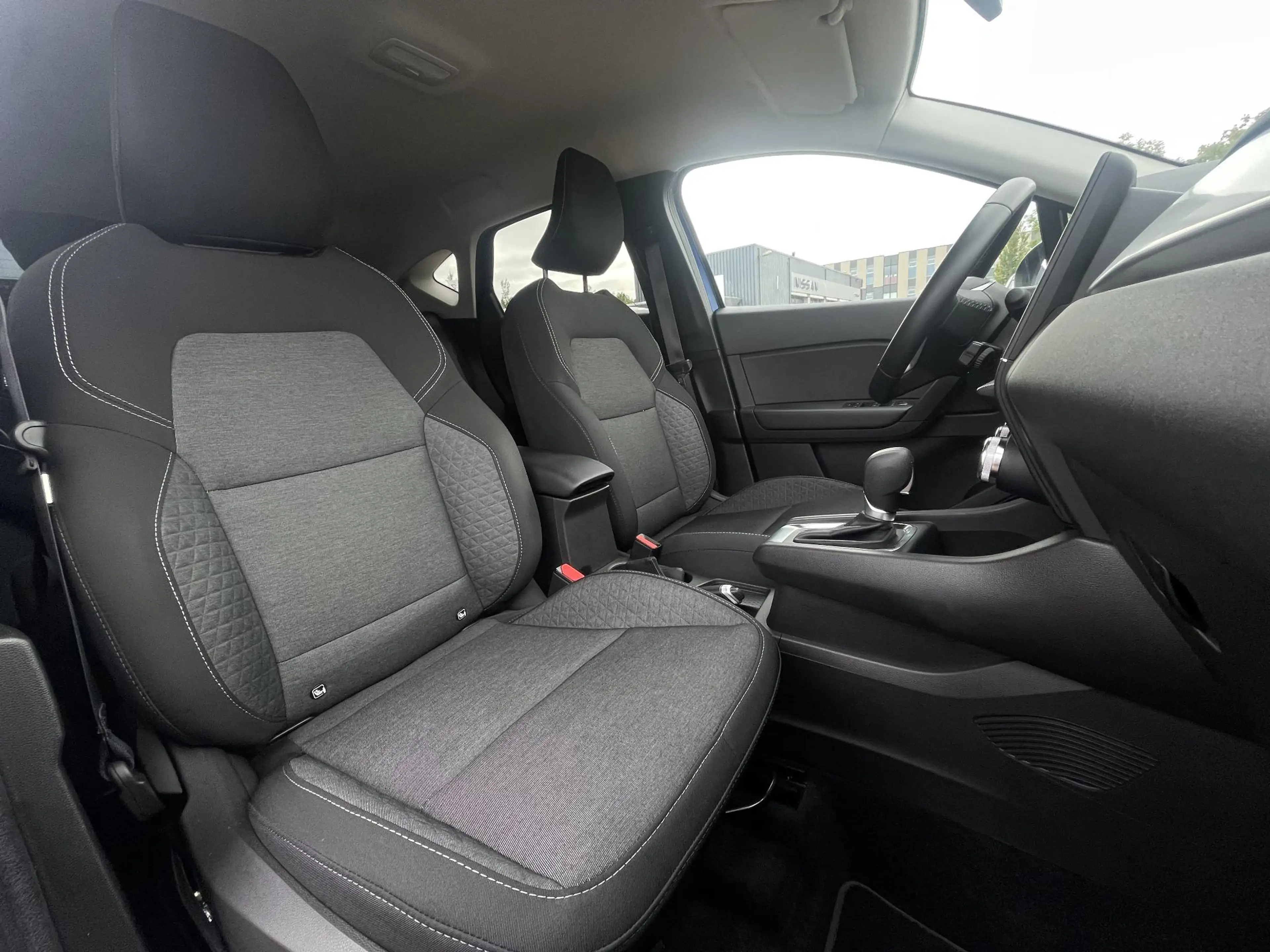 Mitsubishi ASX 1.6 HEV AT Intense — photo 17