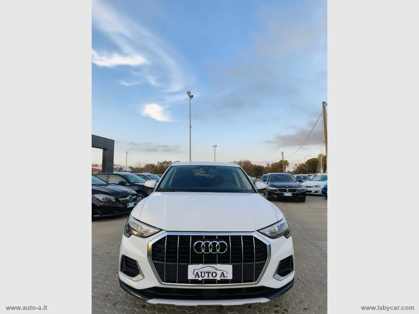 Audi Q3 35 TDI S-TRONIC BUSINESS ADVANCED Weiß - 2