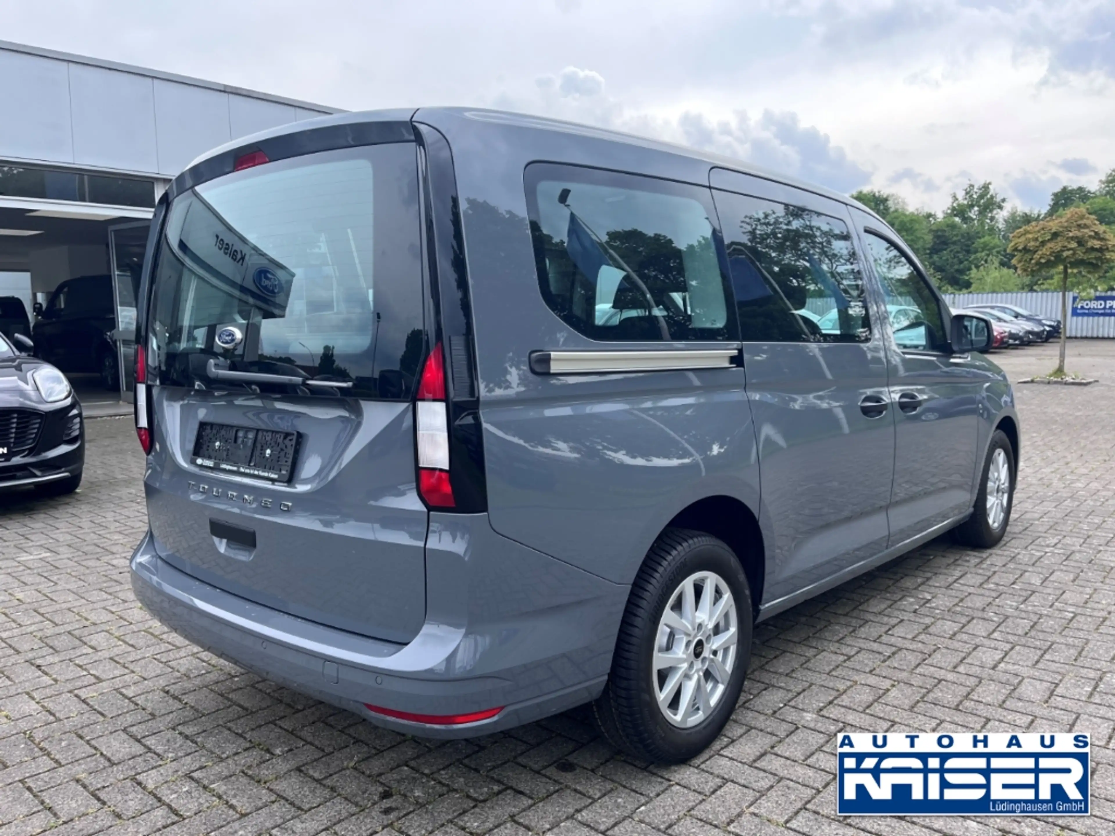 Ford Grand Tourneo Trend Allwetter 7-sitze UPE 36.470,- — photo 5