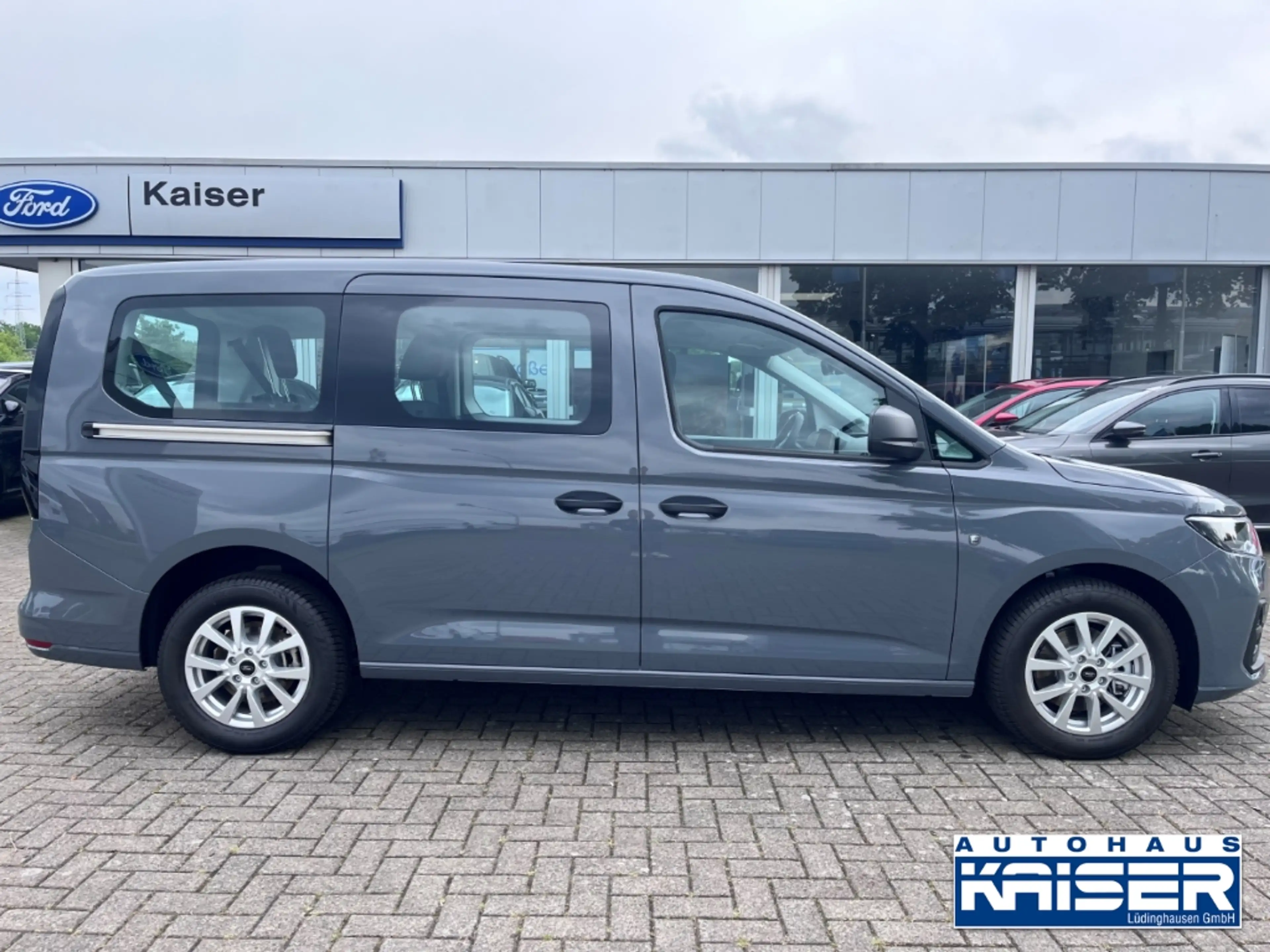 Ford Grand Tourneo Trend Allwetter 7-sitze UPE 36.470,- — photo 6