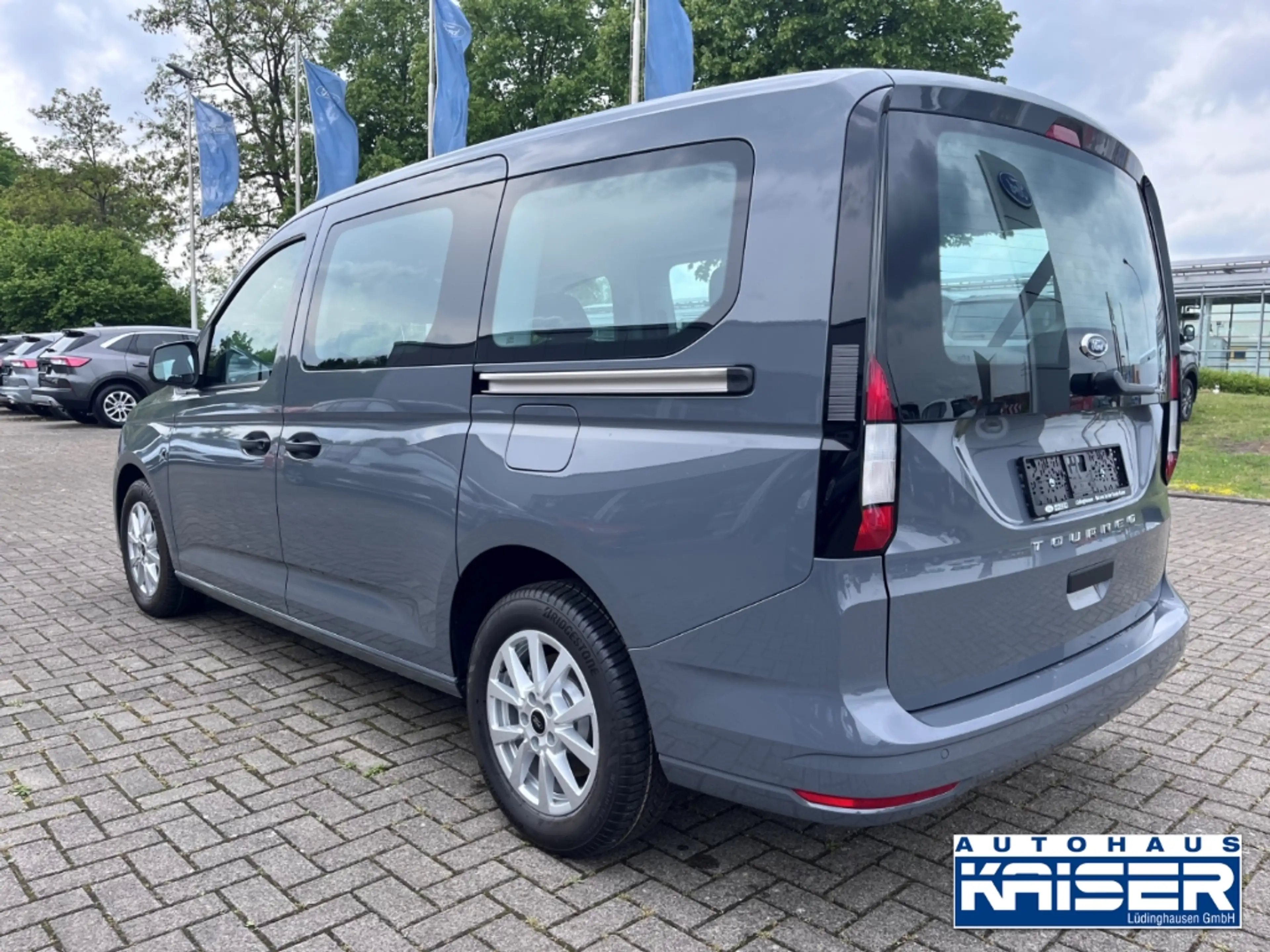 Ford Grand Tourneo Trend Allwetter 7-sitze UPE 36.470,- — photo 3