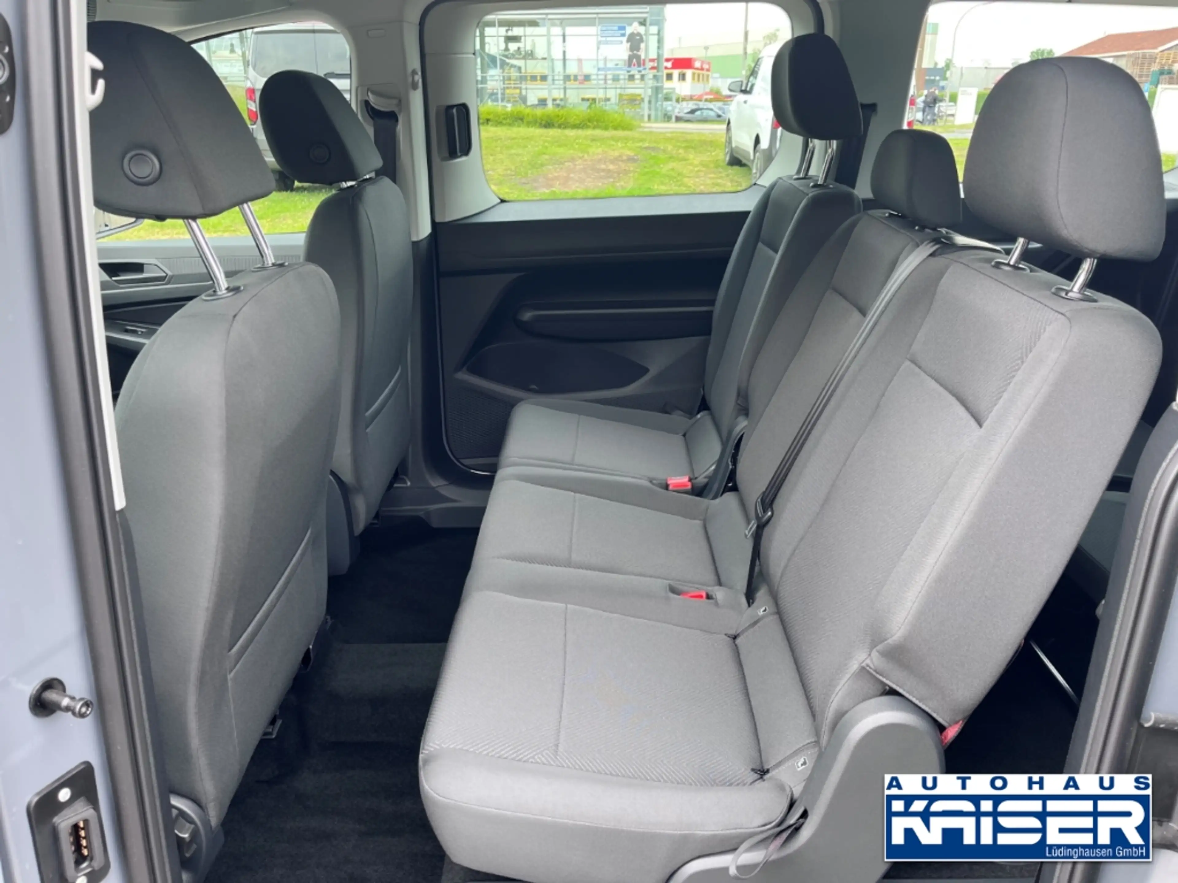 Ford Grand Tourneo Trend Allwetter 7-sitze UPE 36.470,- — photo 12