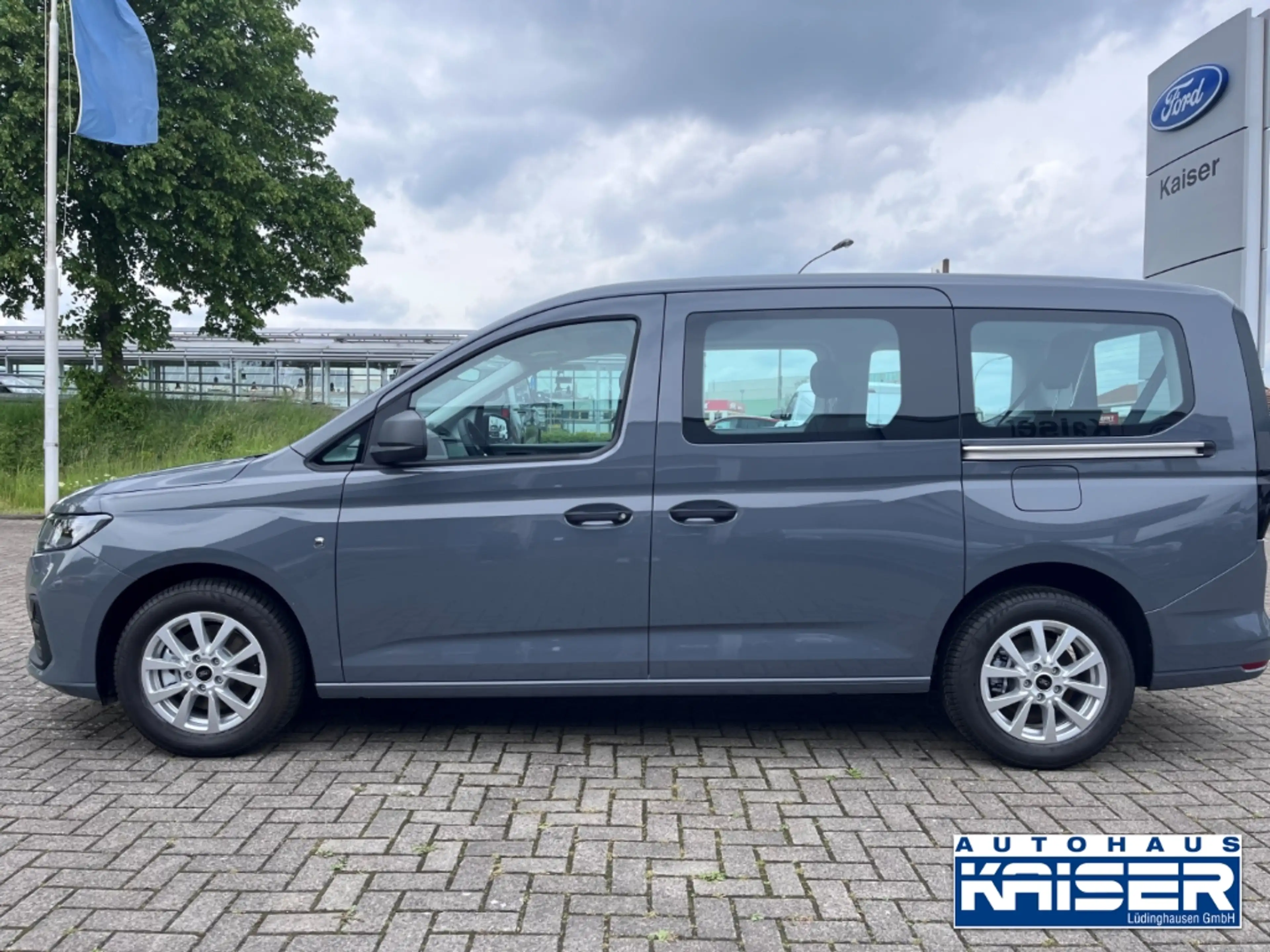 Ford Grand Tourneo Trend Allwetter 7-sitze UPE 36.470,- — photo 2