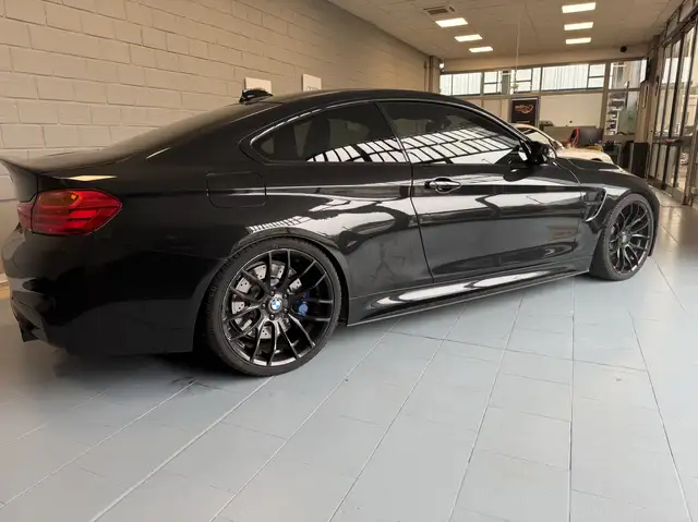BMW M4 M4 Coupe 3.0 dkg