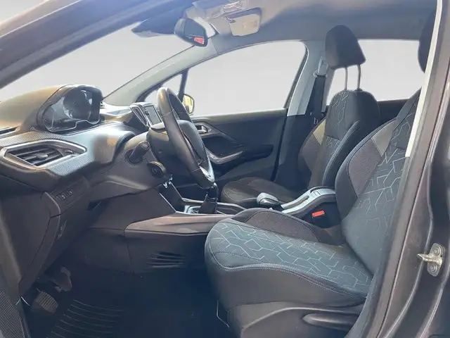 Peugeot 2008 view 7