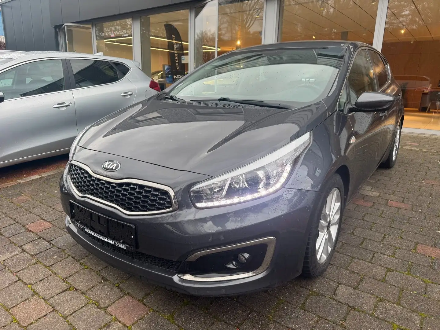 Kia Ceed / cee'd Ceed Dream Team - 1