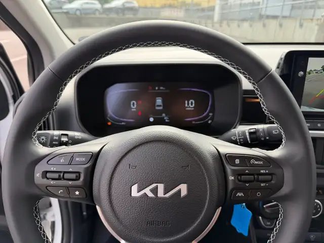 Kia Picanto view 10