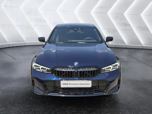 BMW 3 Series view 2