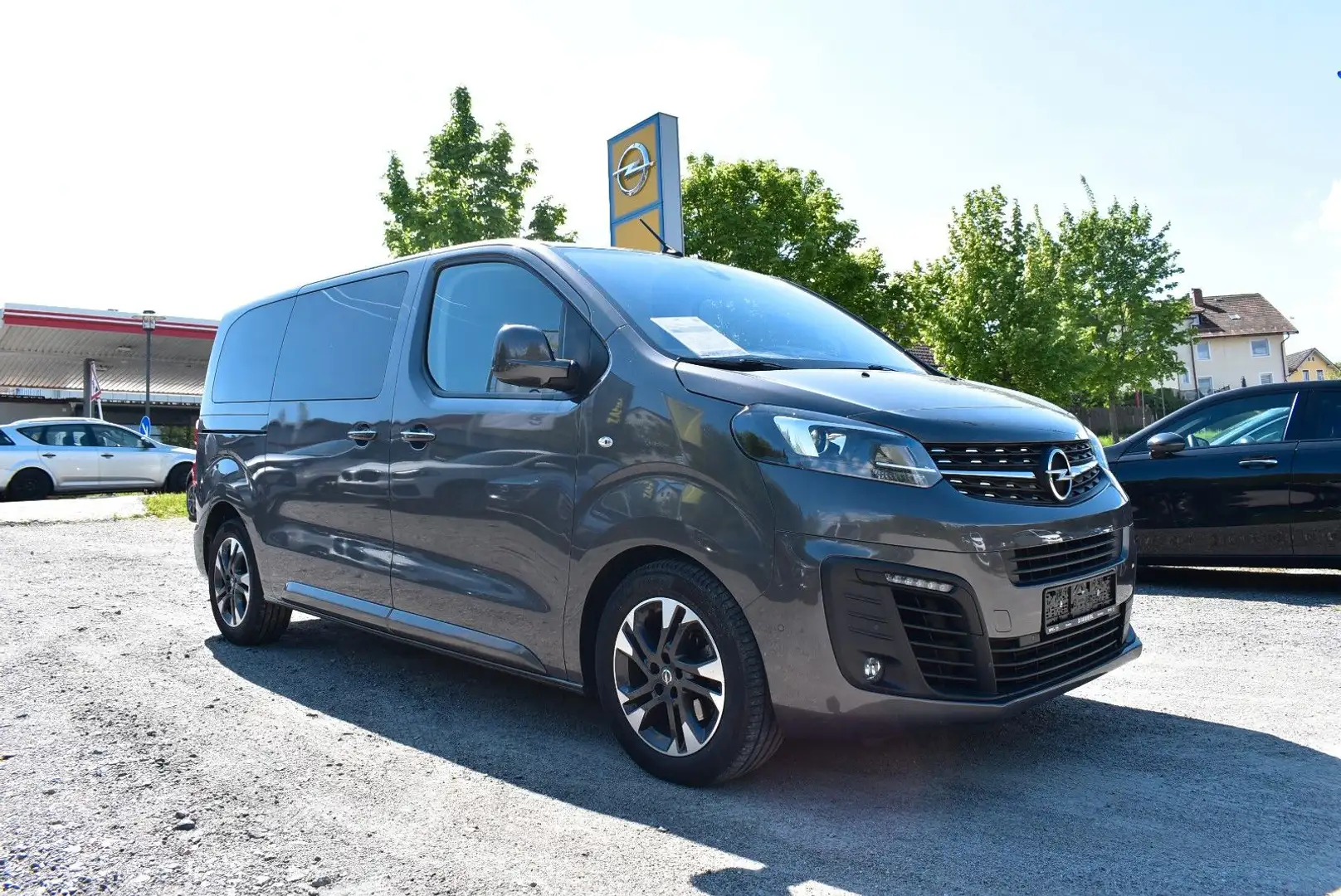 Opel Zafira Life Tourer M "LEDER/6-SITZE/NAVI/XENON" - 1