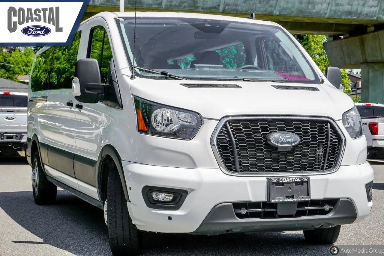 Ford Transit Passenger Wagon снимка Ford Transit Passenger Wagon