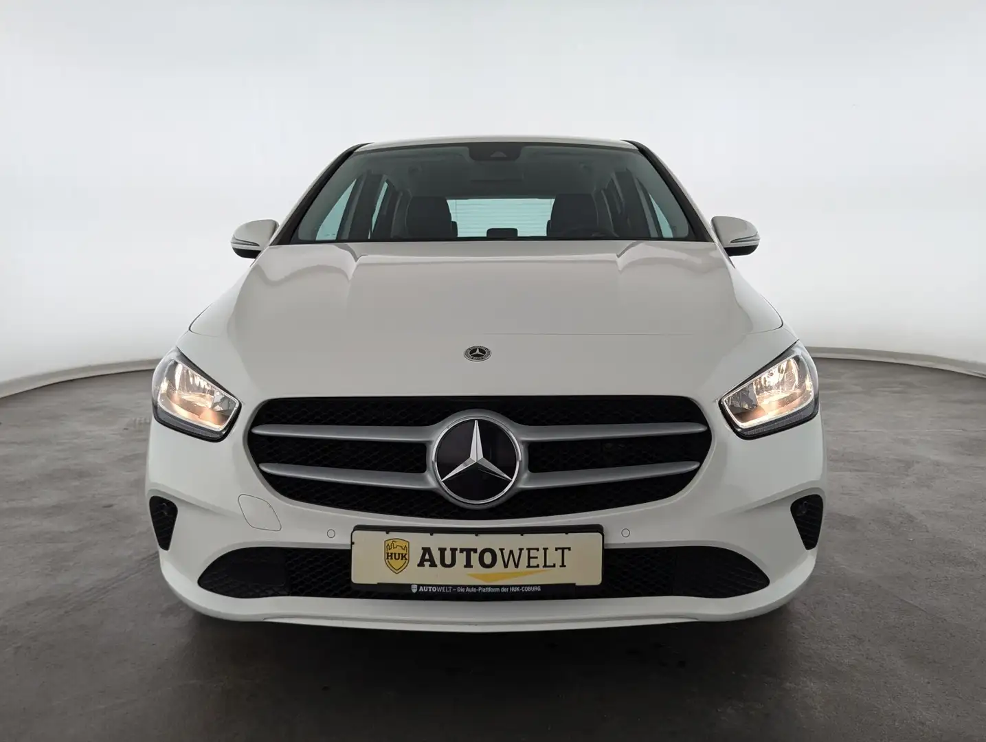 Mercedes-Benz B 180 B 180 (EURO 6d) NAVI+PDC+SHZ+TEMP+ Fehér - 2