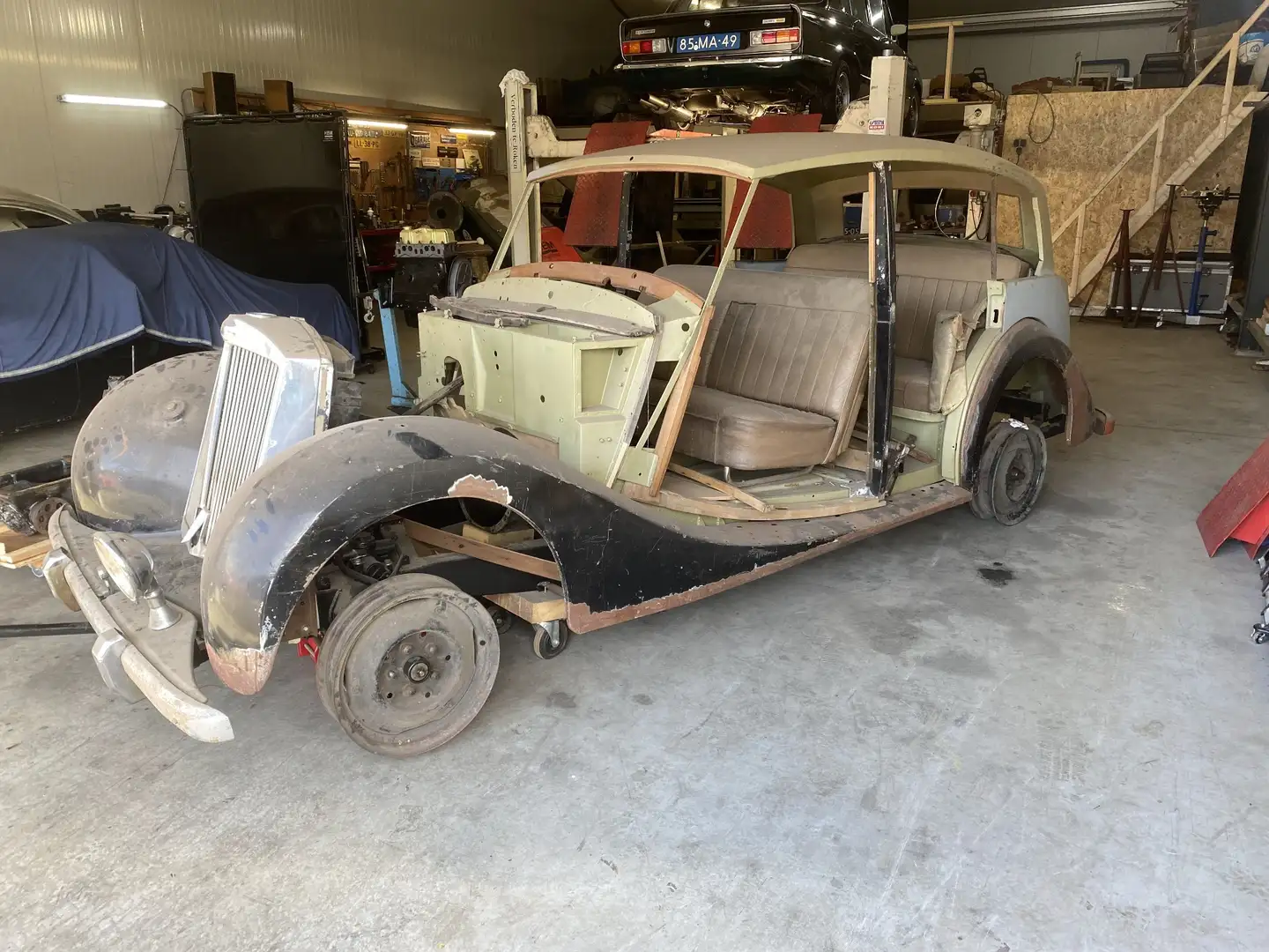 Triumph triumph renown - 1