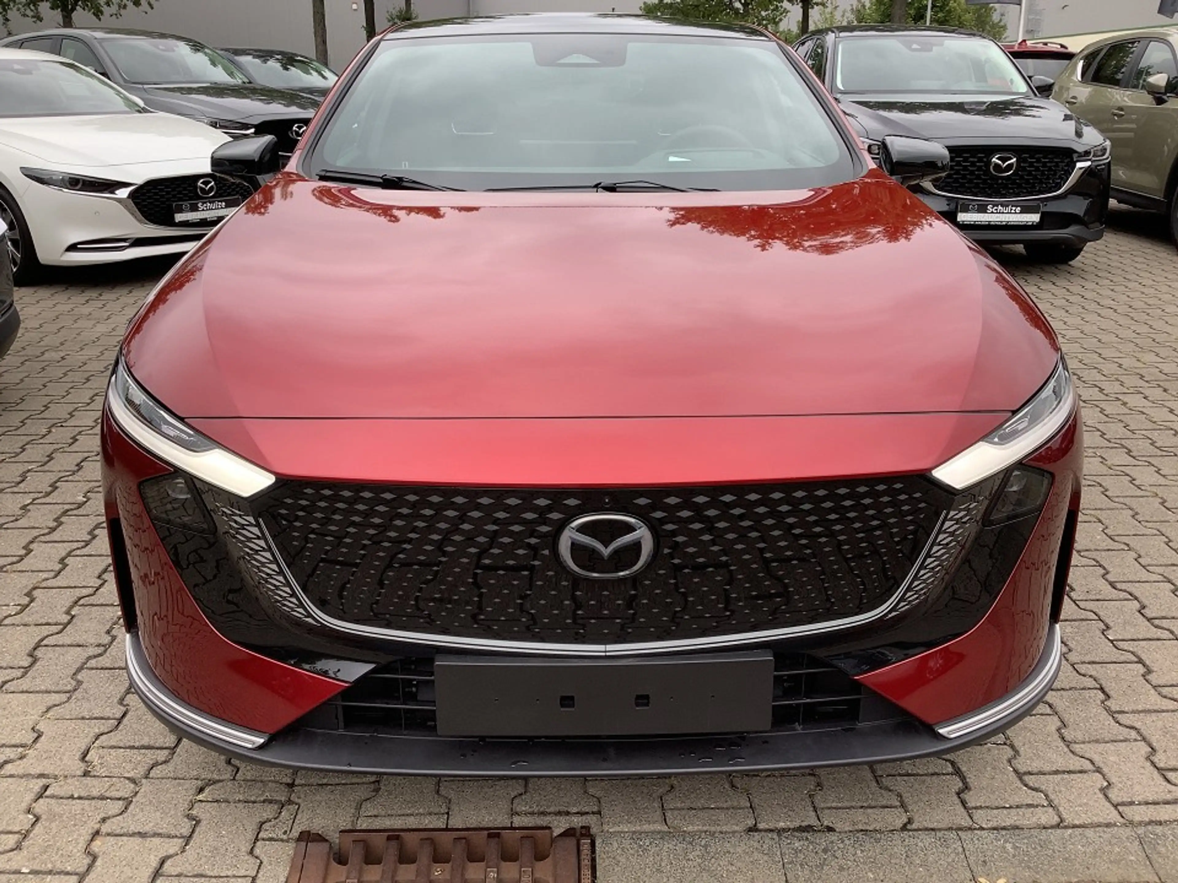 Mazda 6e EV 258ps Takumi Soul Red Crystal -sofort verfügbar — photo 8