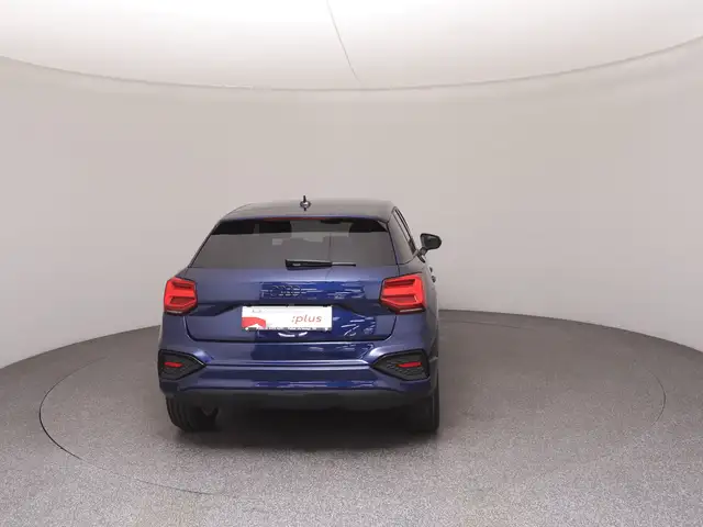 Audi Q2 view 6
