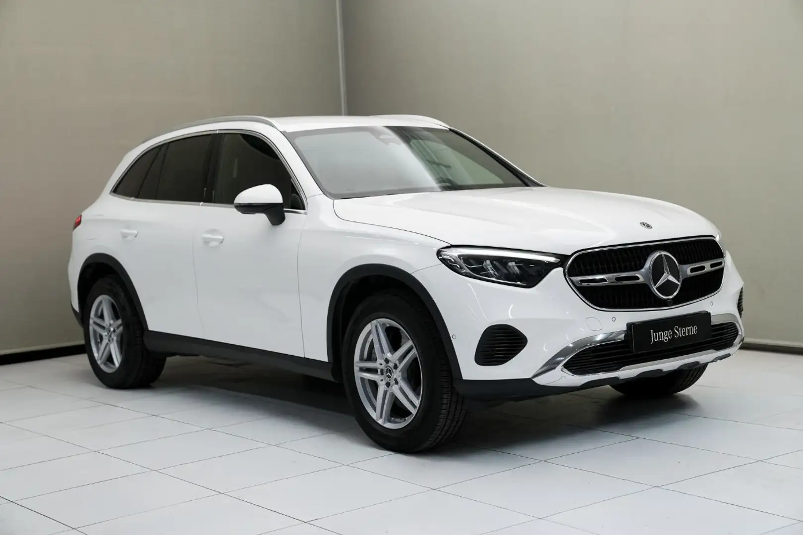 Mercedes-Benz GLC 300 de 4MATIC mit EQ Hybrid Technologie Österr Weiß - 2