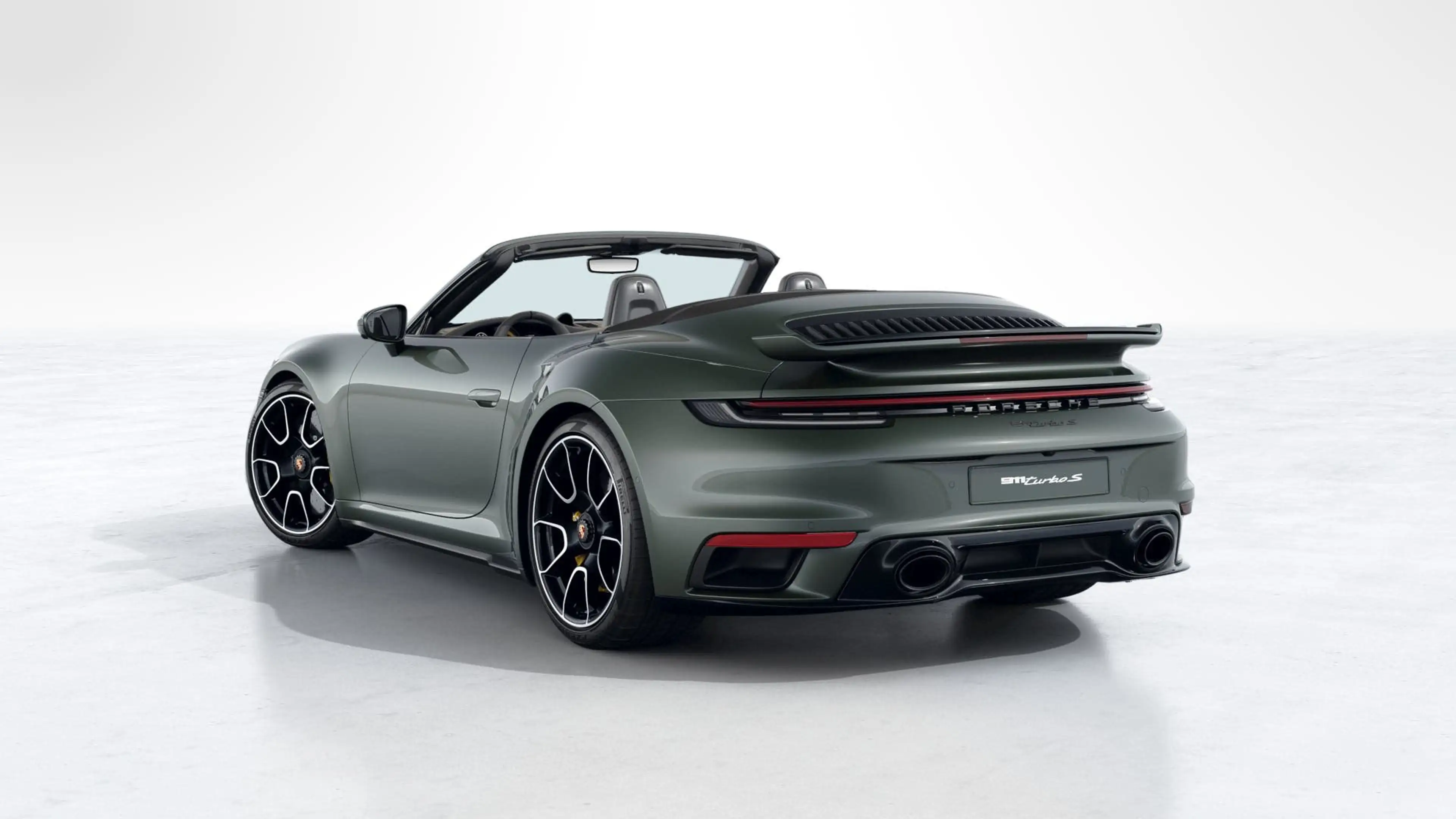 Porsche 992 Turbo S Cabriolet — photo 3