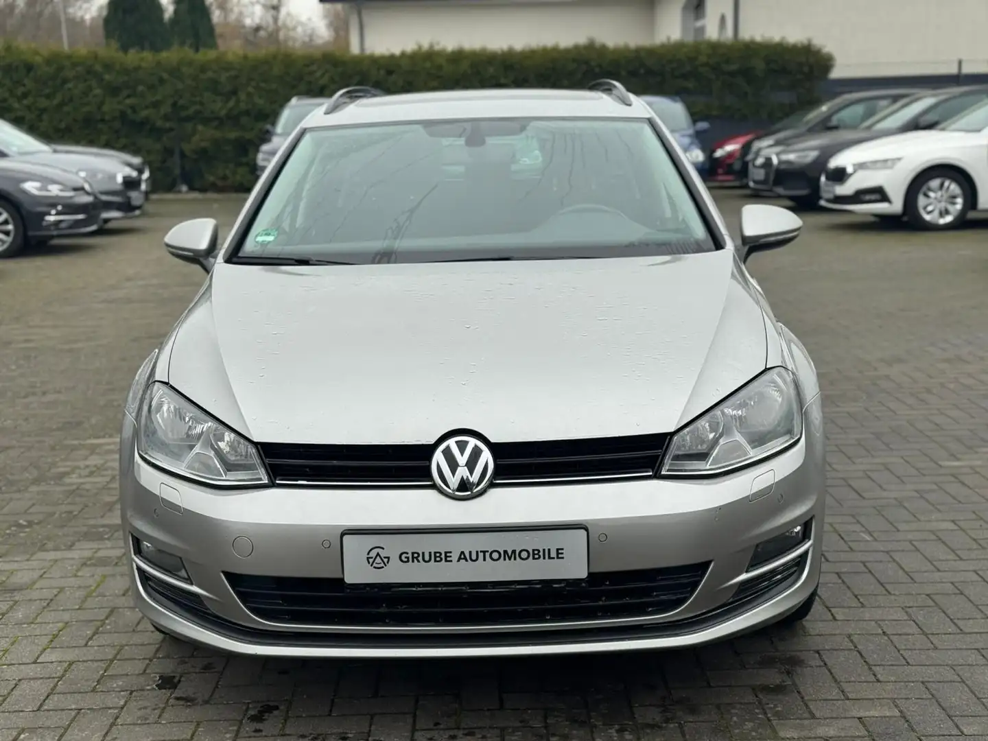 Volkswagen Golf VII Comfortline Cup SHZ*StHz*PANO*PDC* Silber - 2