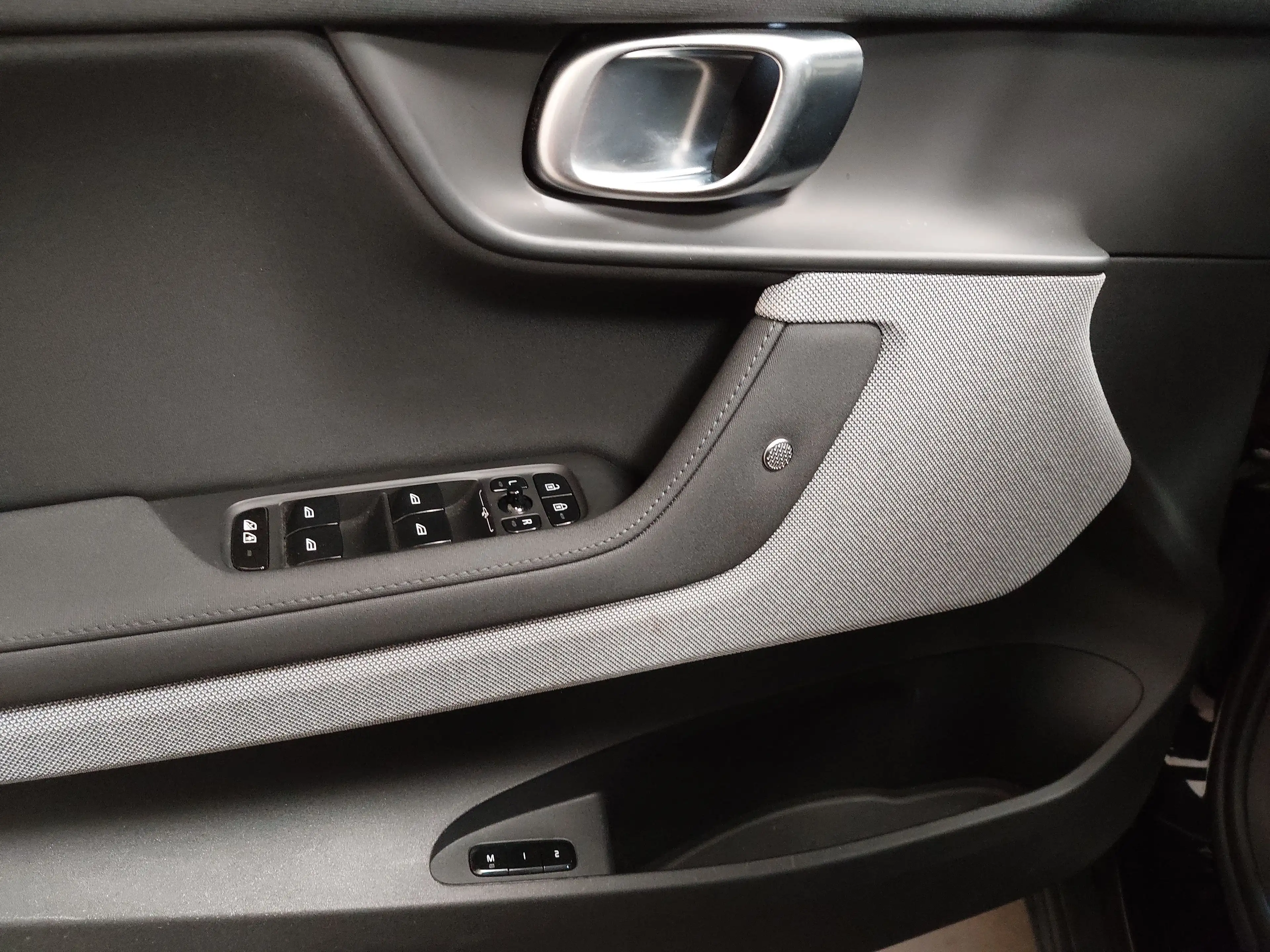 Polestar 2 2 KLIMAAUT LED RADIO MFL PANO SHZ VC PDC DAB Navi H/K RFK — photo 5
