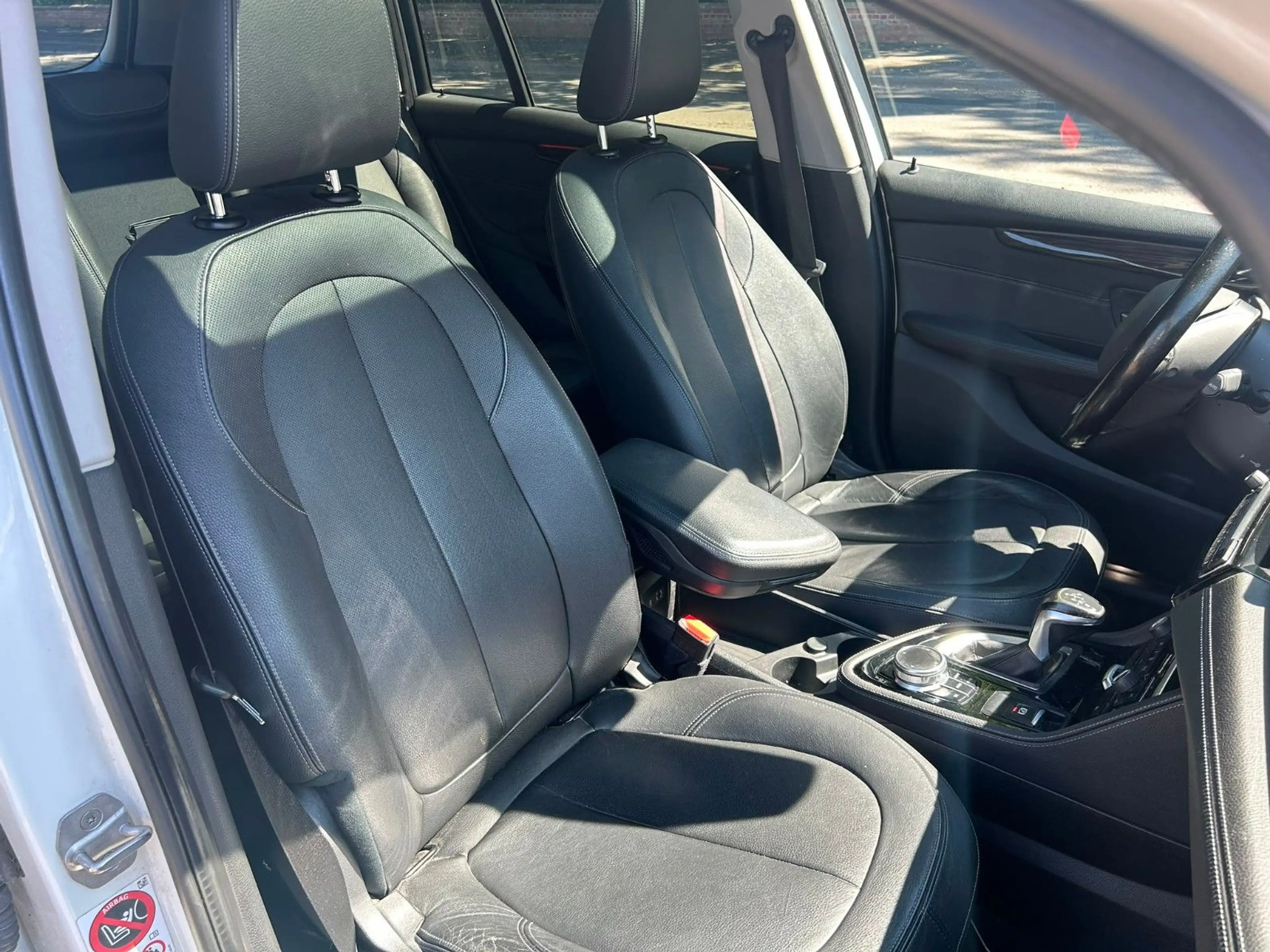 BMW 220 2 Gran Tourer 220 d xDrive Luxury Line — photo 11