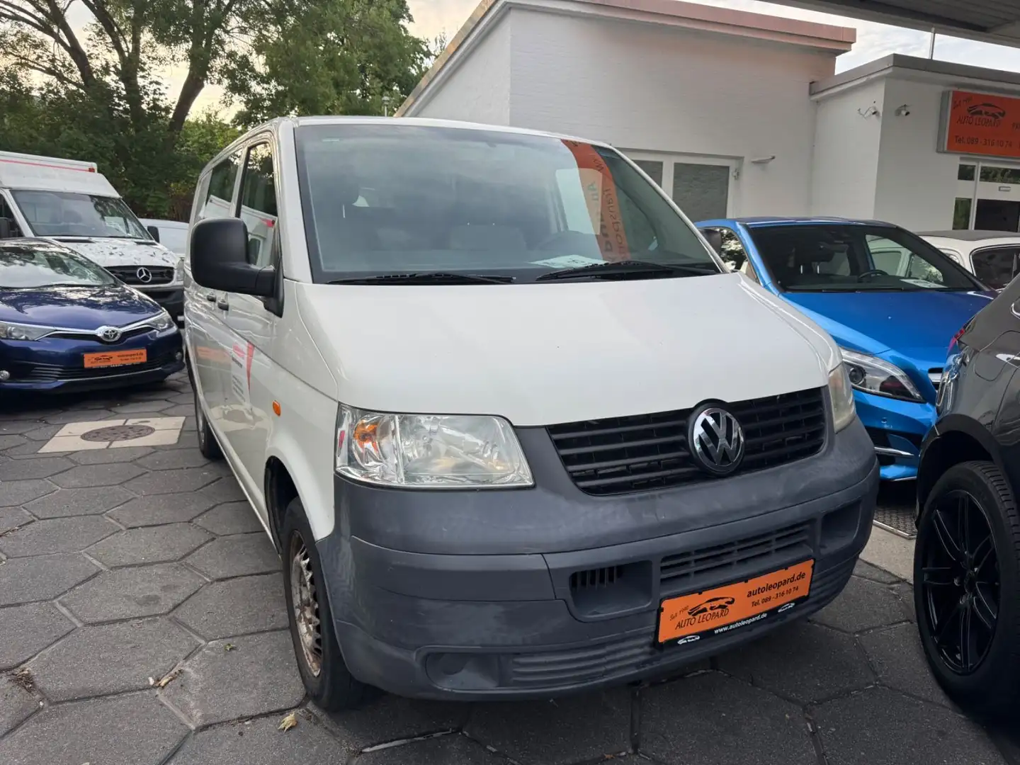 Volkswagen T5 Transporter Kasten-Kombi Kasten Grau - 2
