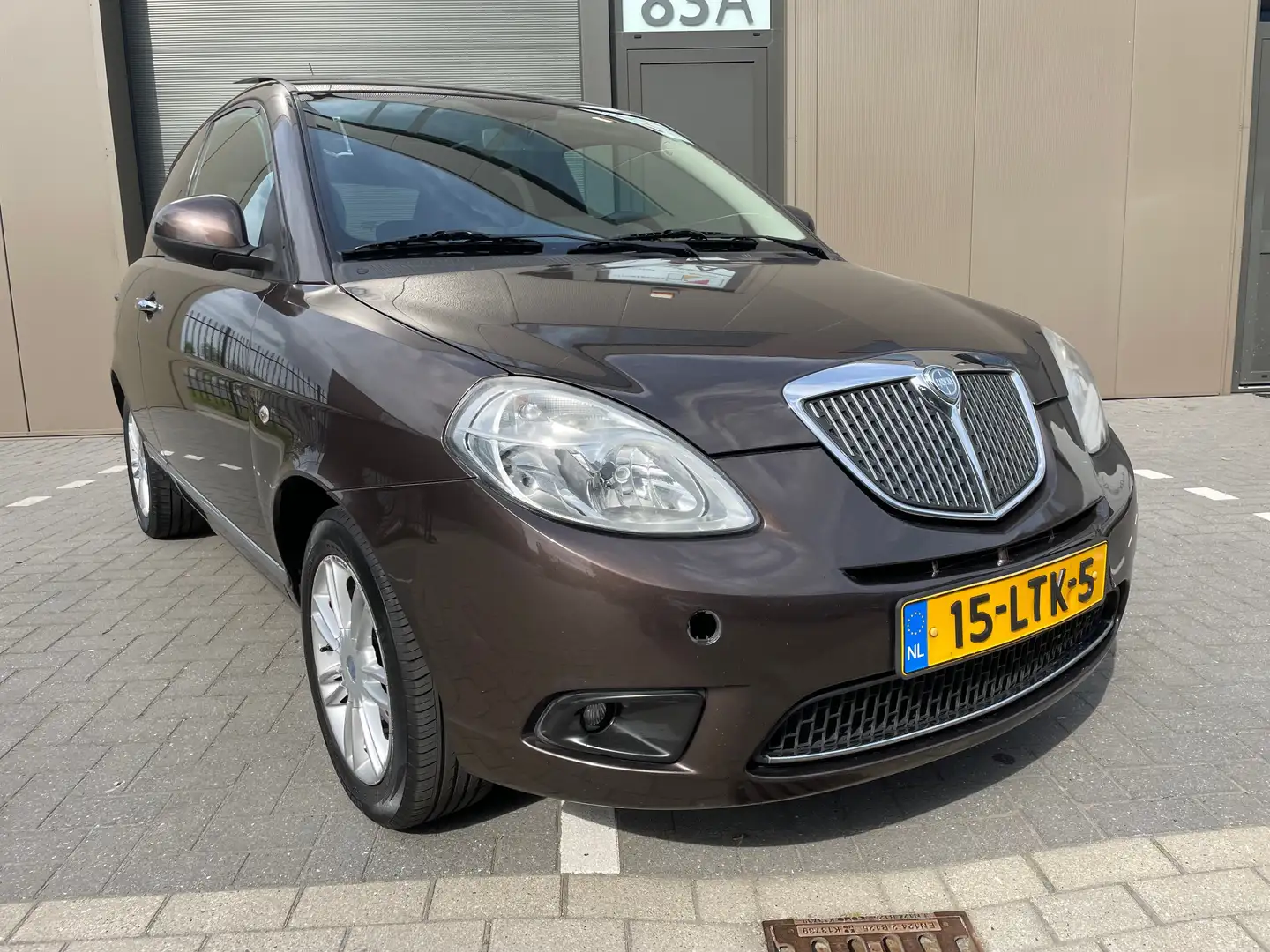 Lancia Ypsilon 1.4 Limited Ed. 2010 Brun - 1