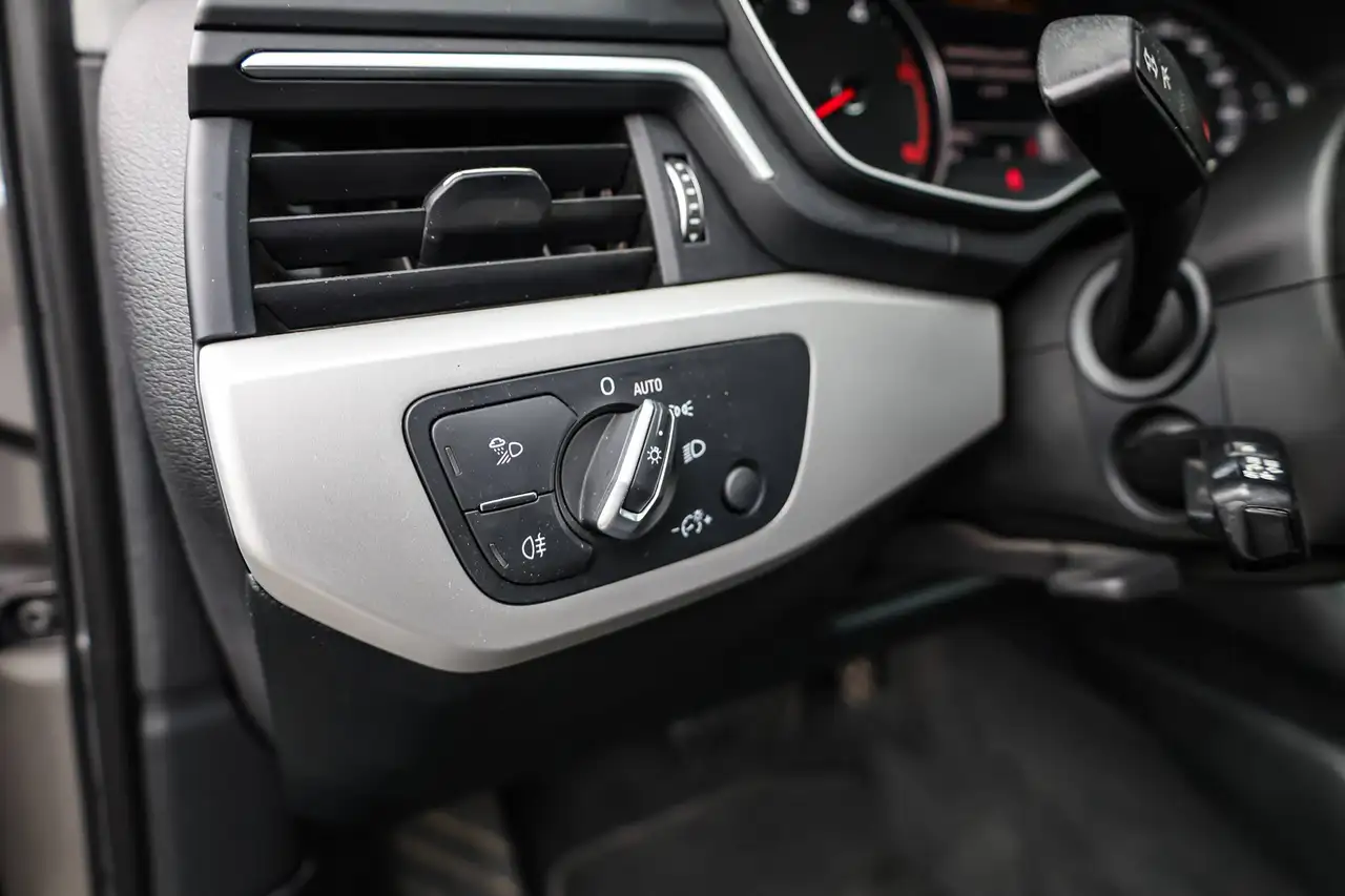 Audi A4 30 TDI Business Mild Hybrid Diesel, миниатюра 16