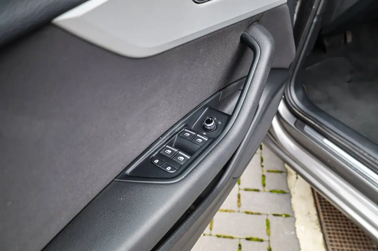 Audi A4 30 TDI Business Mild Hybrid Diesel, миниатюра 14