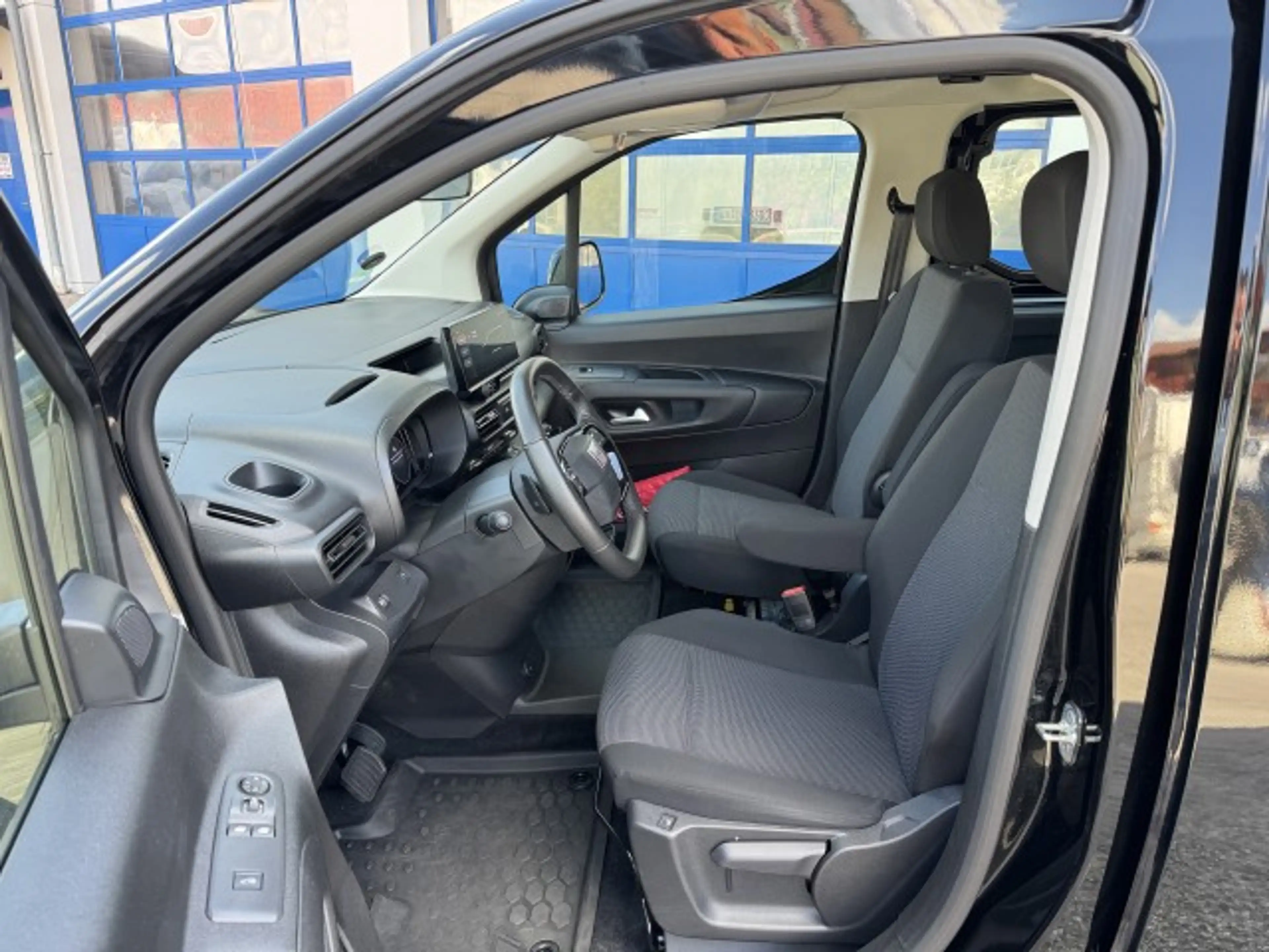 Fiat Doblo MULTICAB L2 50KWH — photo 15