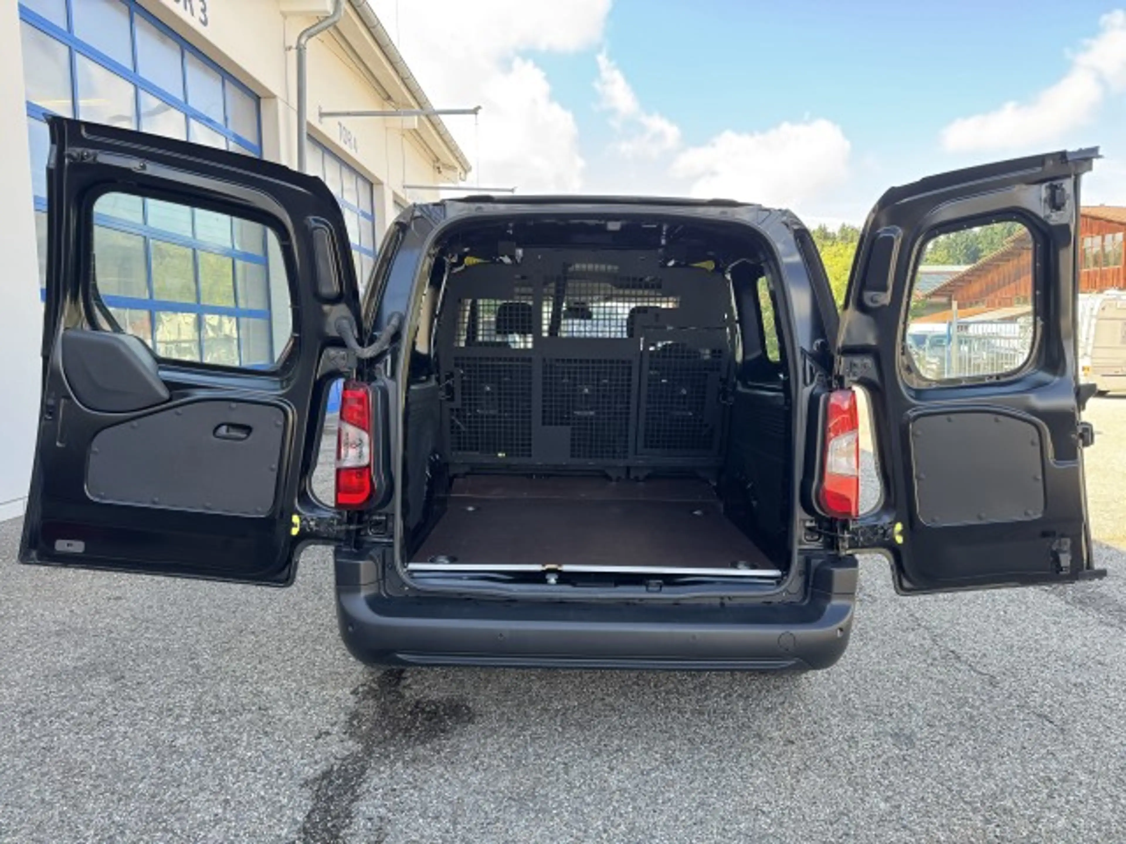 Fiat Doblo MULTICAB L2 50KWH — photo 6