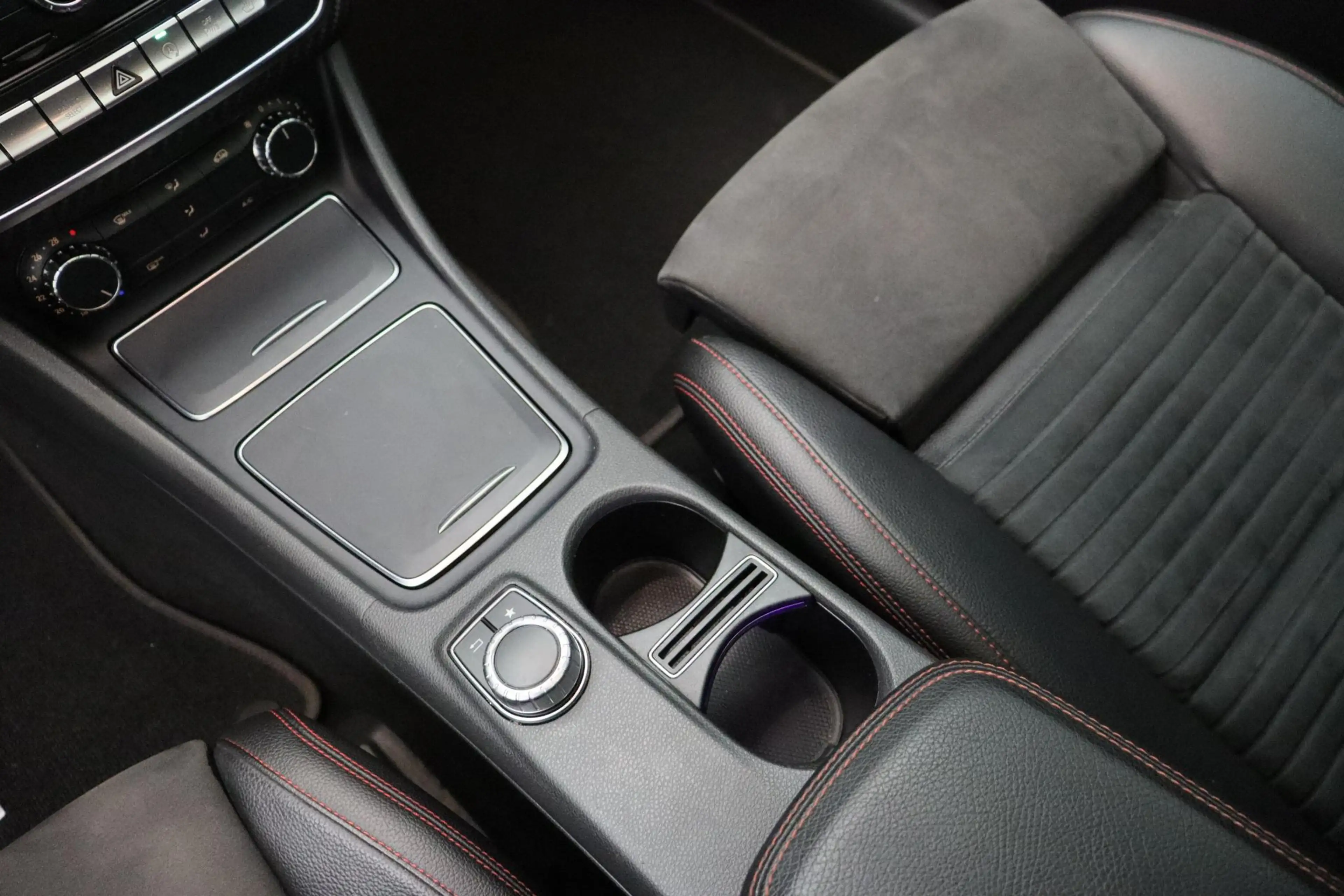 Mercedes-Benz A 250 Sport Prestige 2016 | Navigatie | Achteruitrij Cam — photo 29