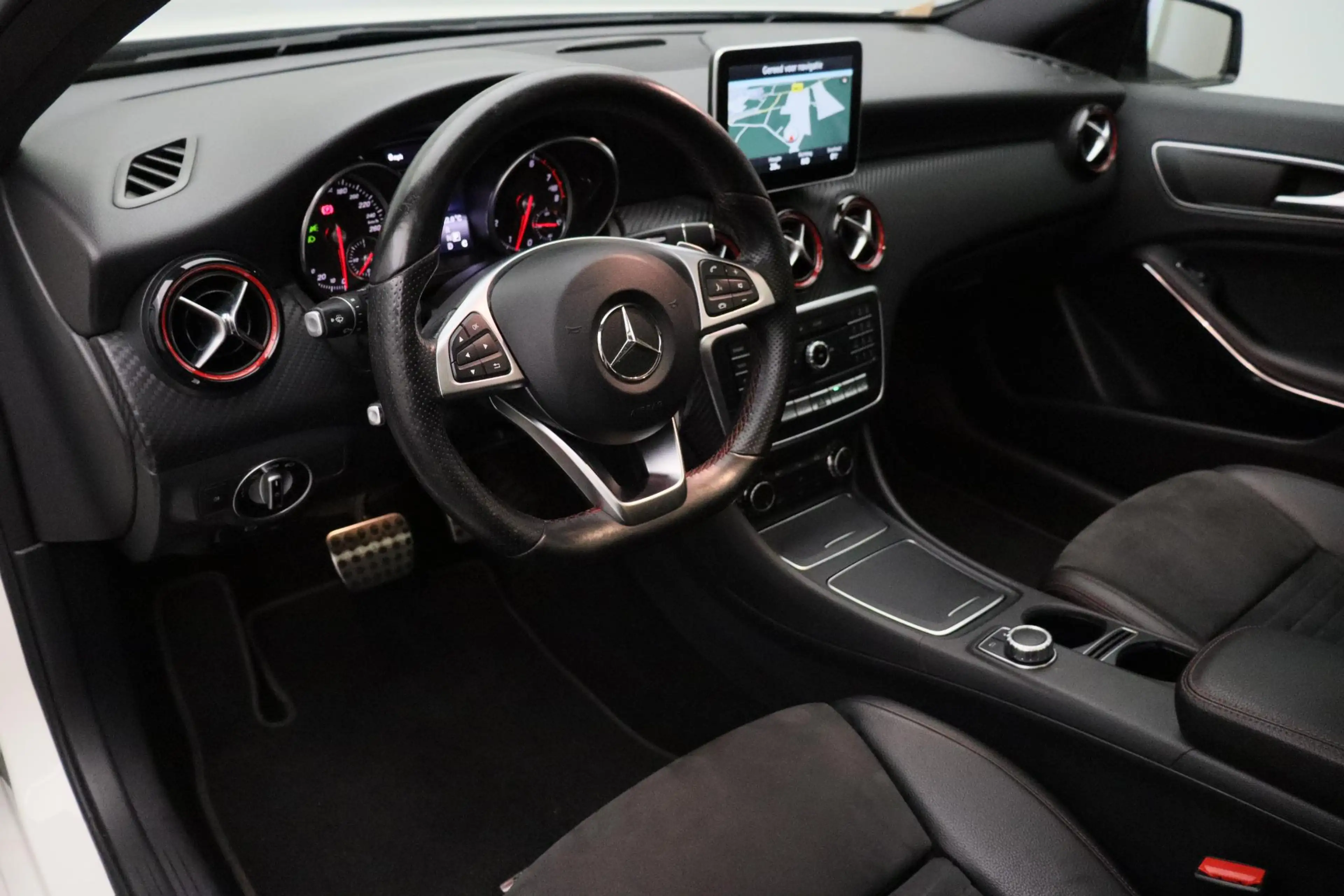 Mercedes-Benz A 250 Sport Prestige 2016 | Navigatie | Achteruitrij Cam — photo 7