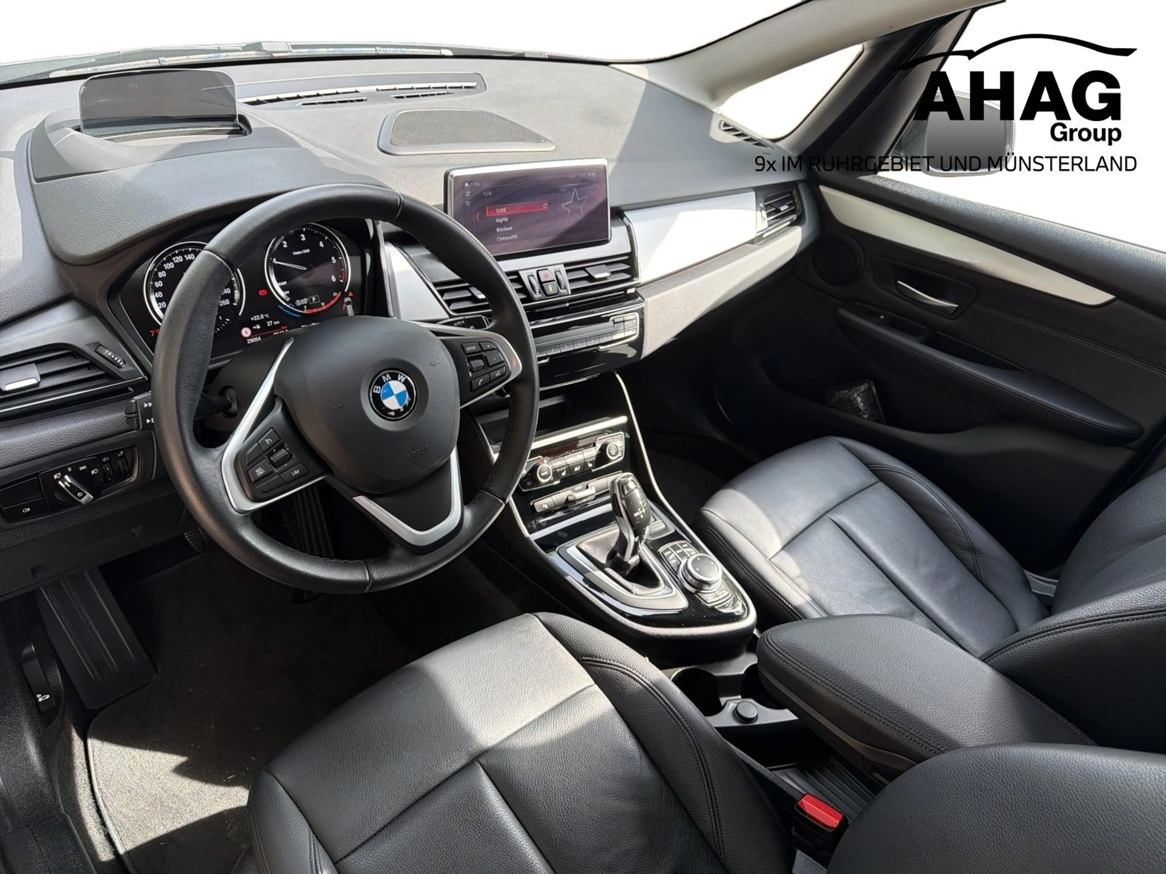 BMW 216 d GranTourer — photo 8