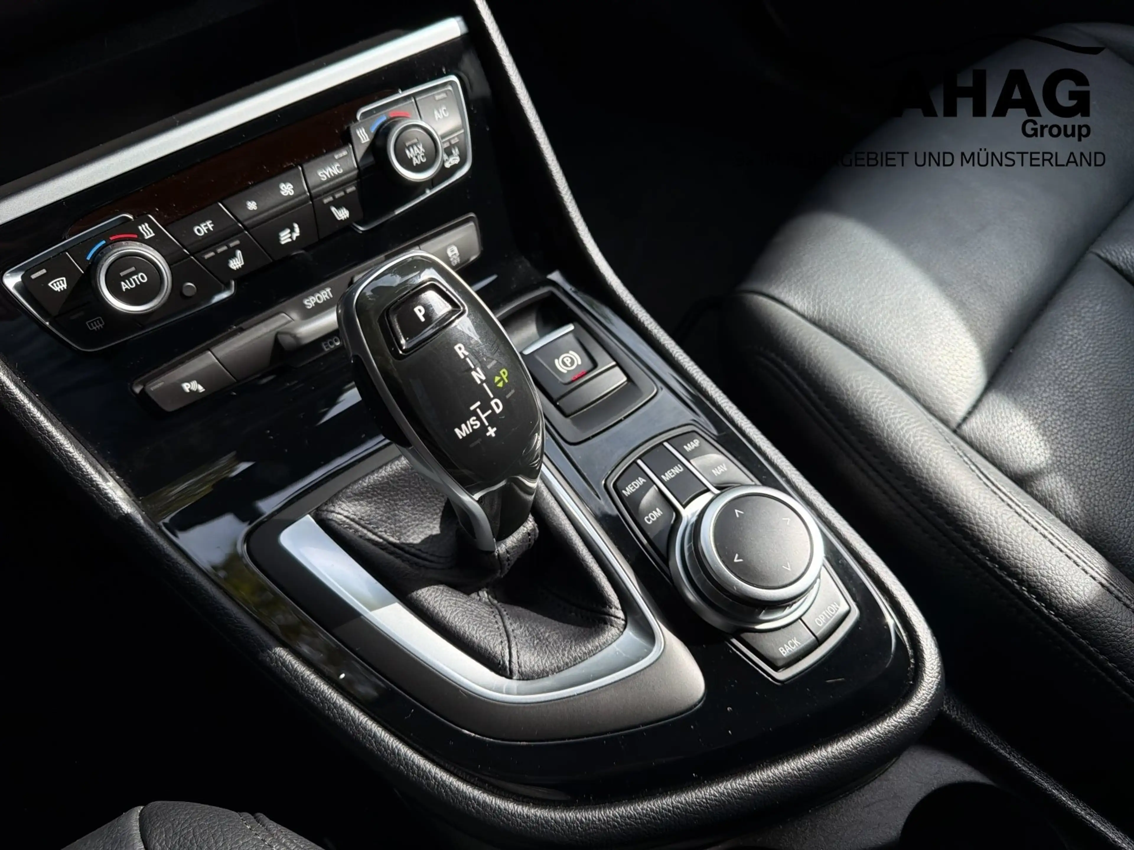 BMW 216 d GranTourer — photo 10