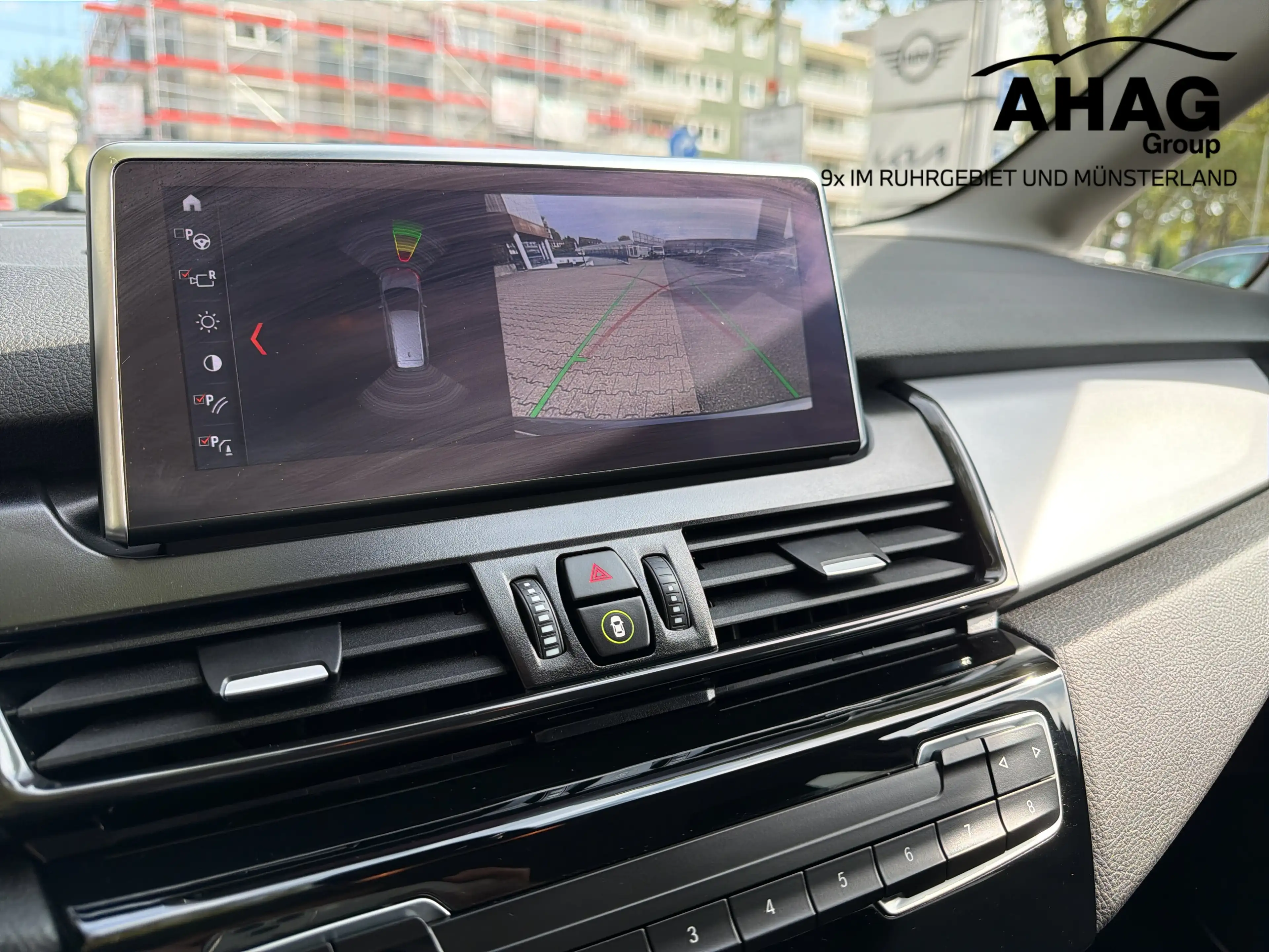 BMW 216 d GranTourer — photo 15