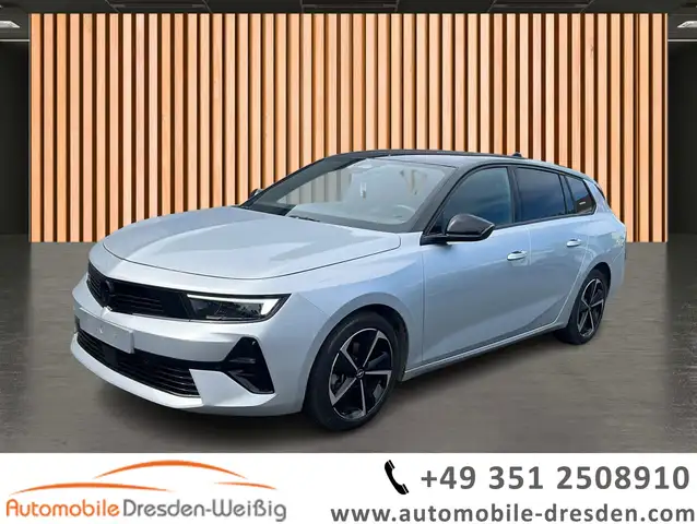 Opel Astra main image