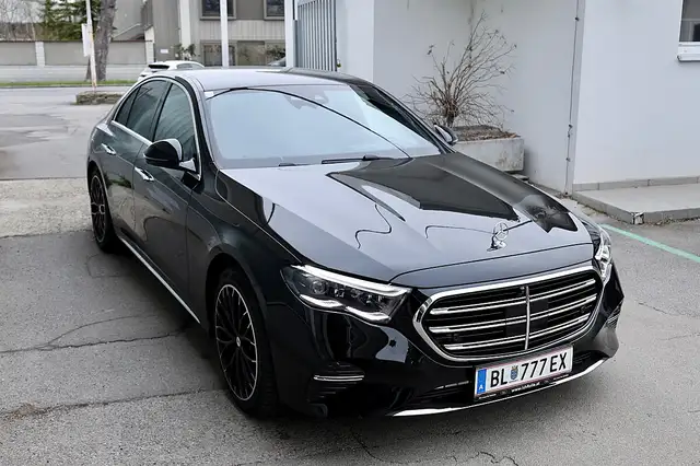 Mercedes-Benz E 220 d MHEV 4Matic Aut. Exclusive AHV Ansicht 4